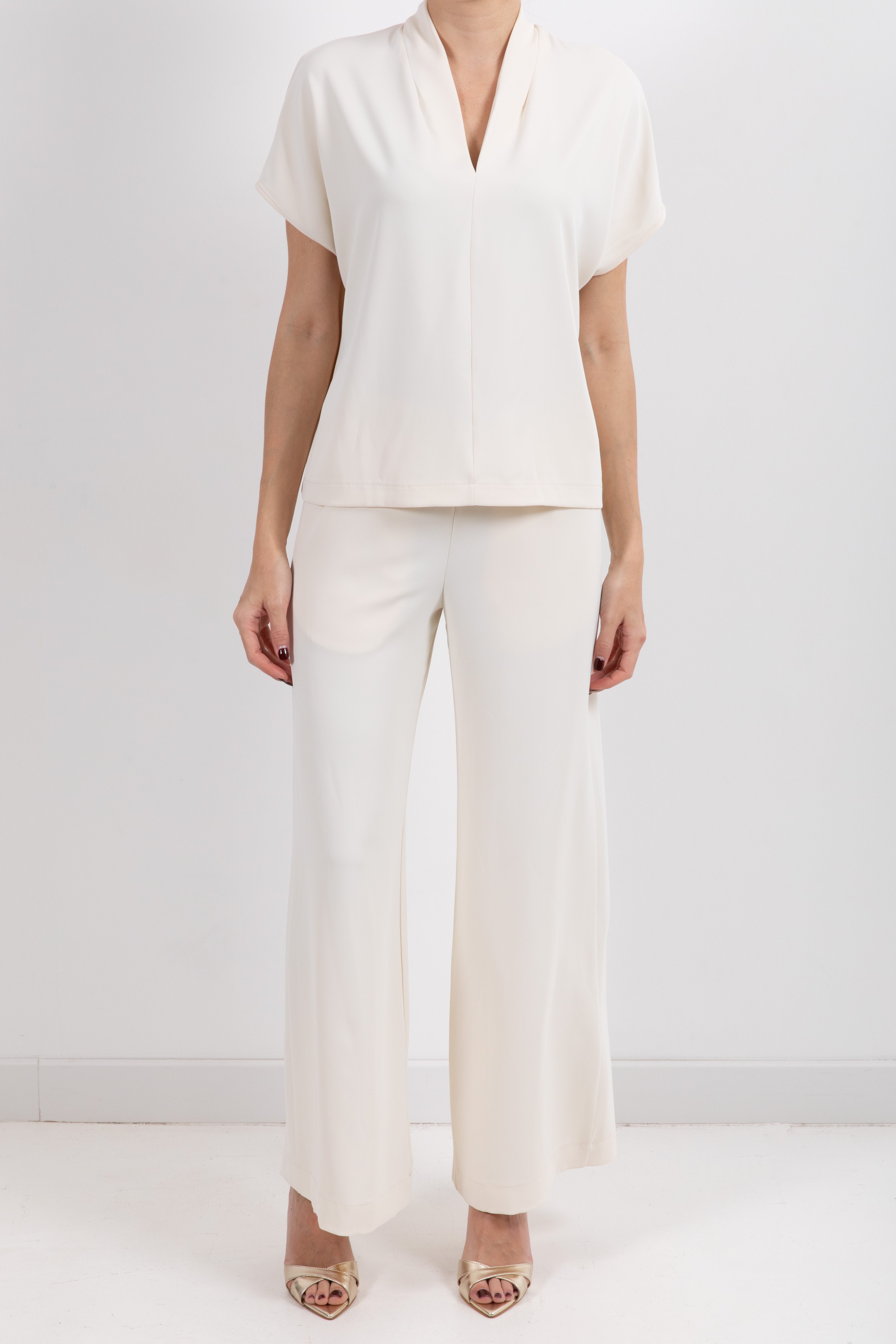 Coordinato tessuto fluido blusa scollo a "V" e pantalone gamba larga con coulisse Susy Mix