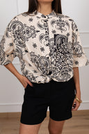 Camicia fantasia bandana con nodo Tensione IN