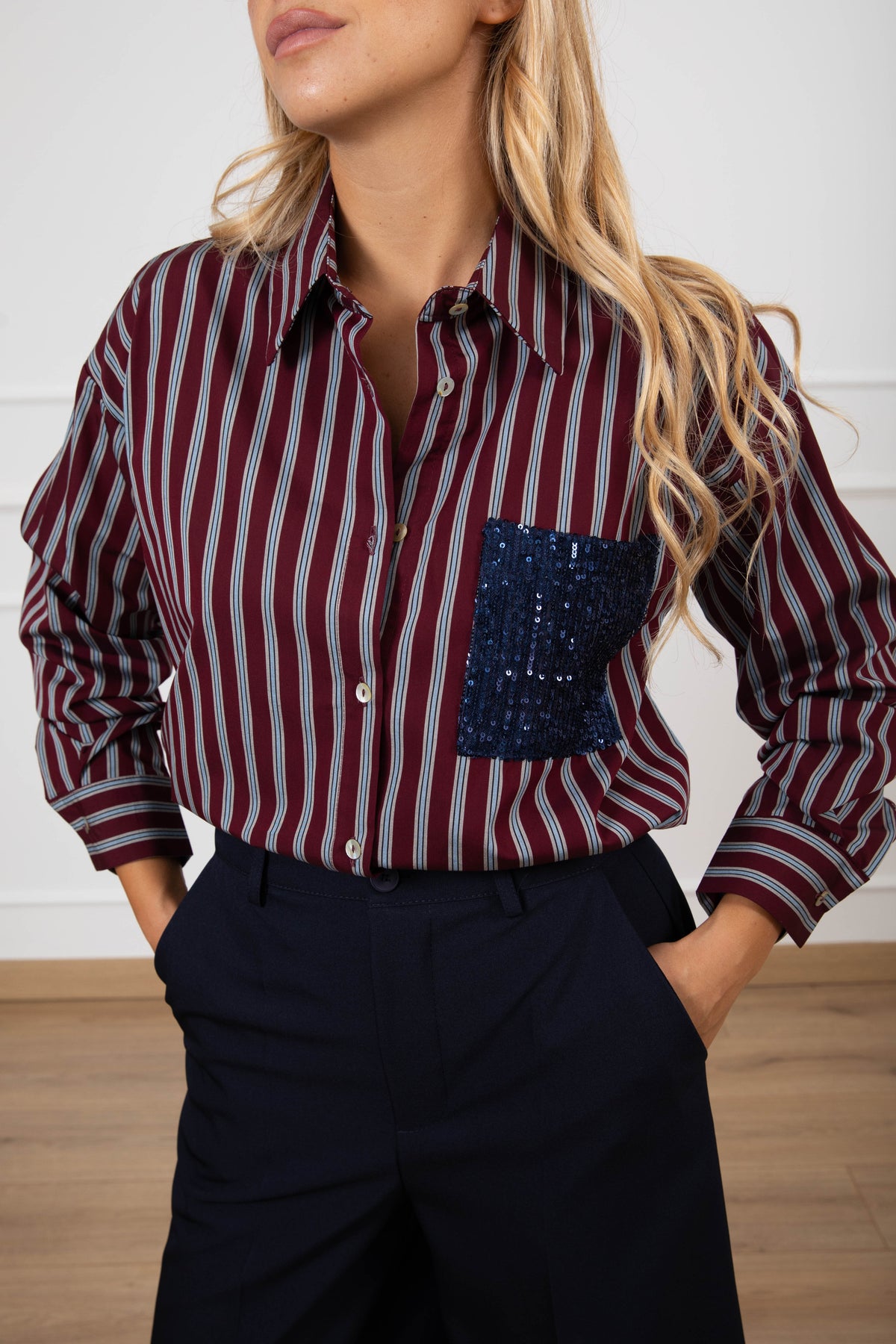 Camicia over-size a righe con tasca paillettes Susy Mix