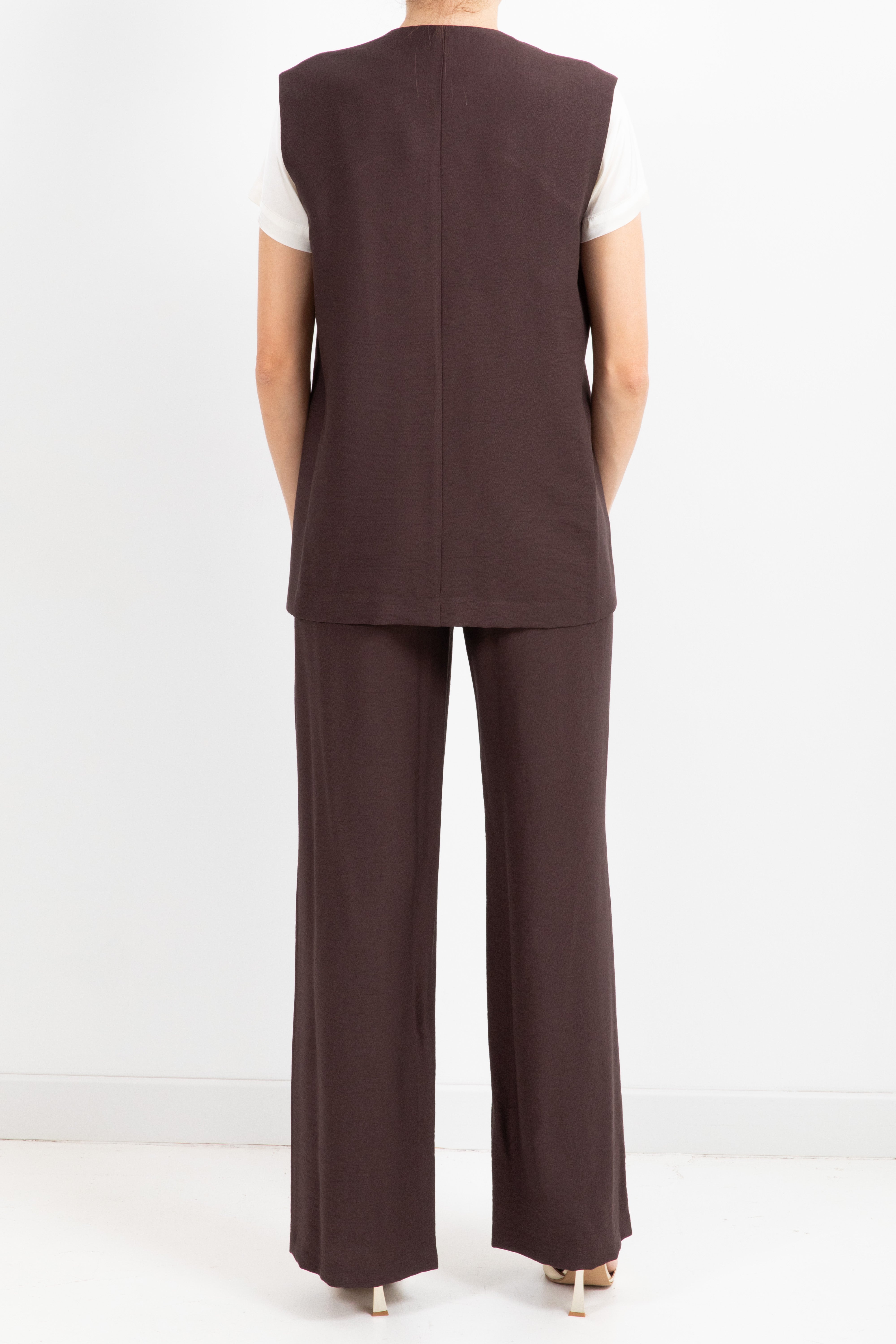 Tailleur in viscosa gilet smanicato e pantalone gamba dritta Dixie