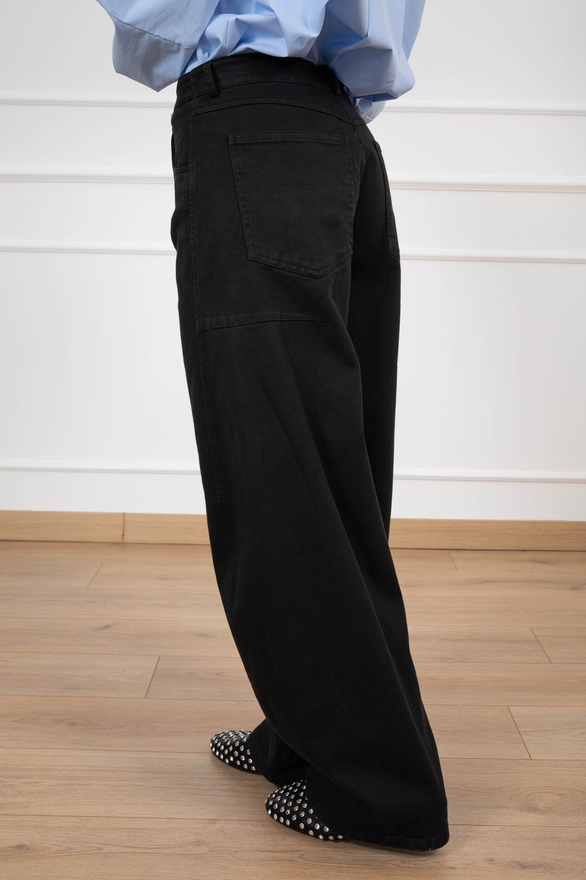 Jeans barrel-fit color variante nero Tensione IN
