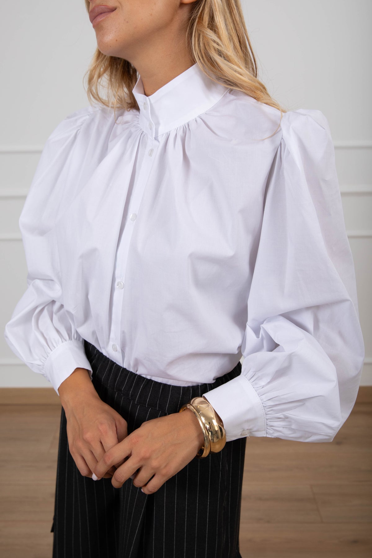 Camicia in popeline con colletto e arricciatura variante bianco Tensione IN