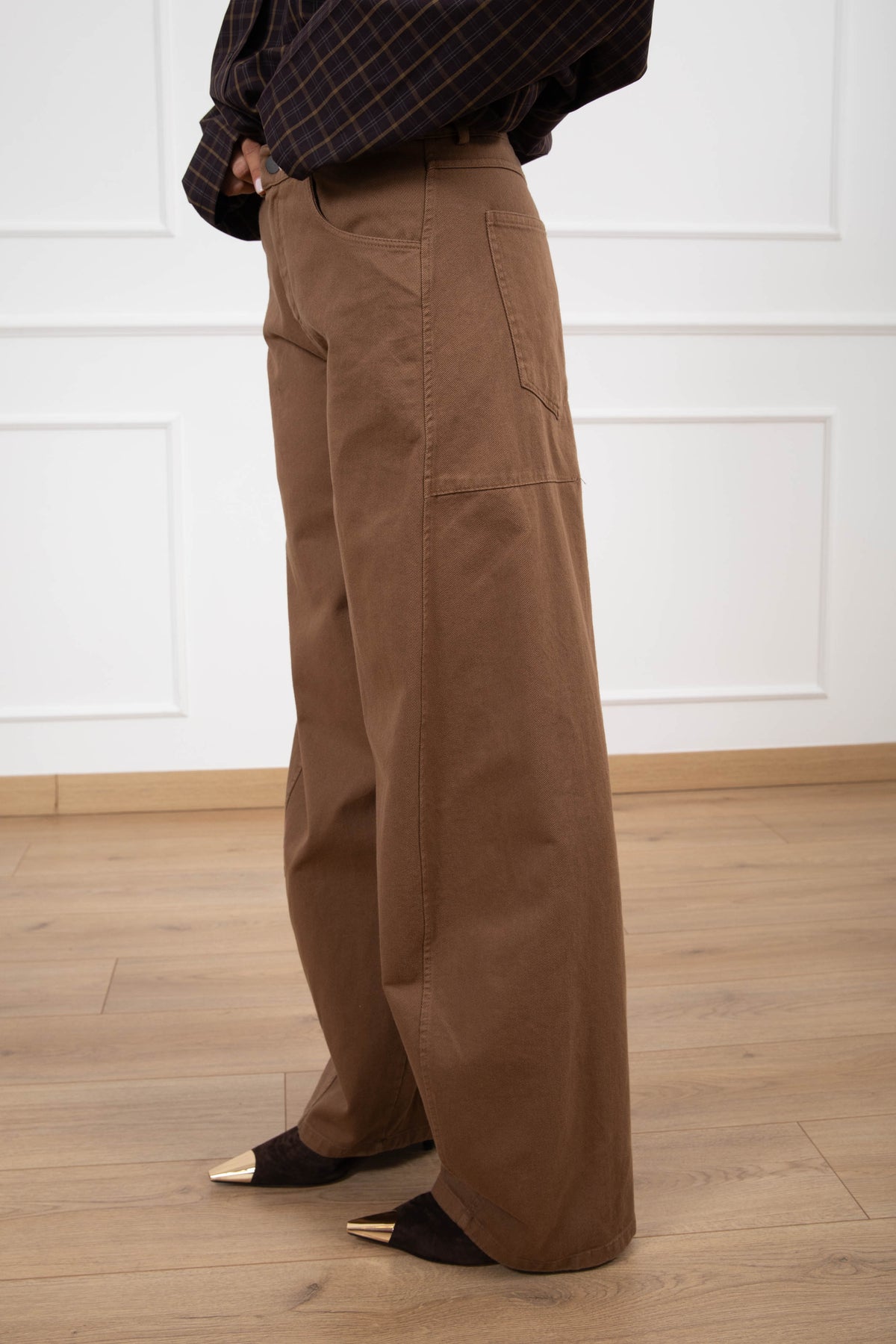 Jeans barrel-fit color variante sigaro Tensione IN