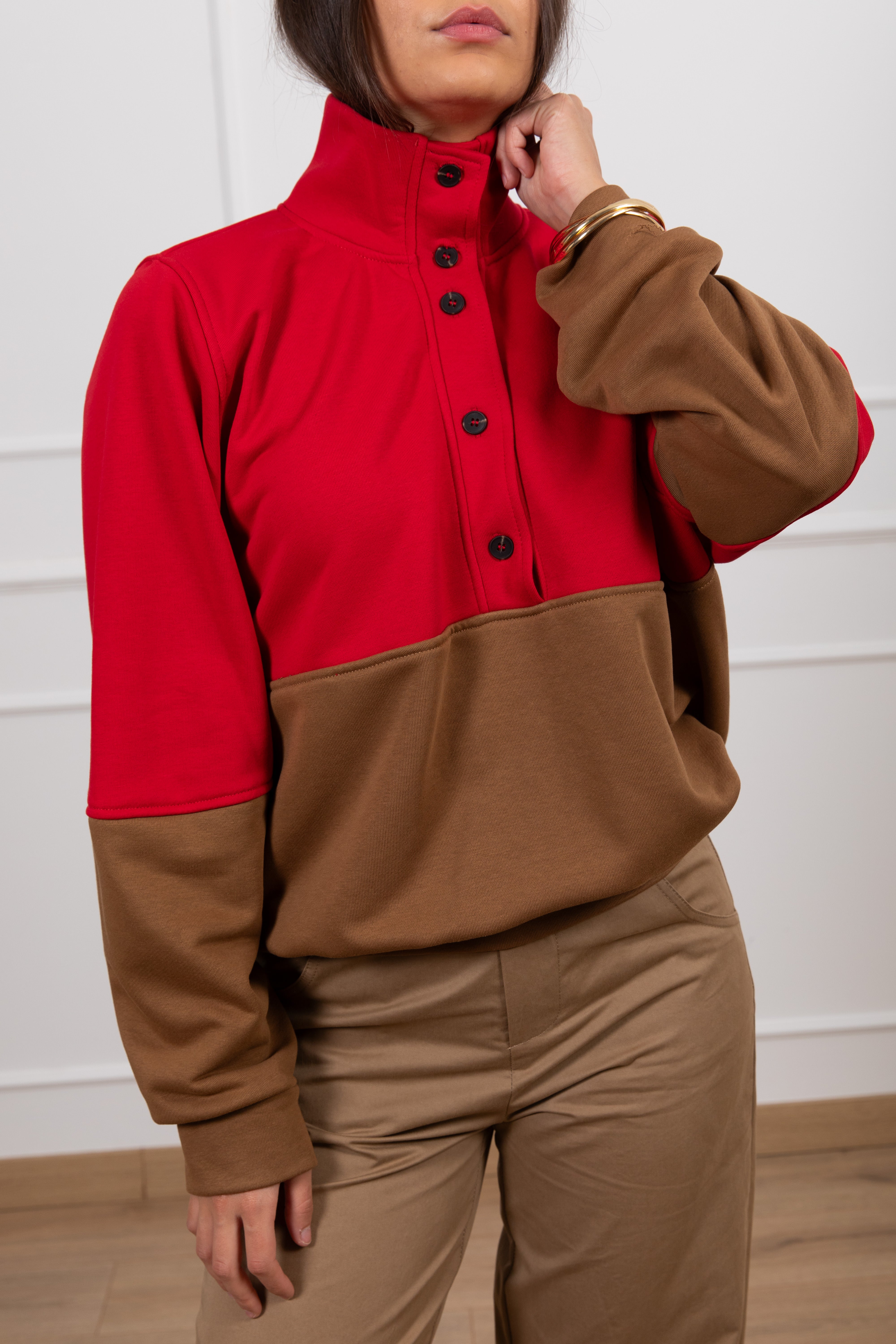 Felpa bi-color bottoni Tensione IN