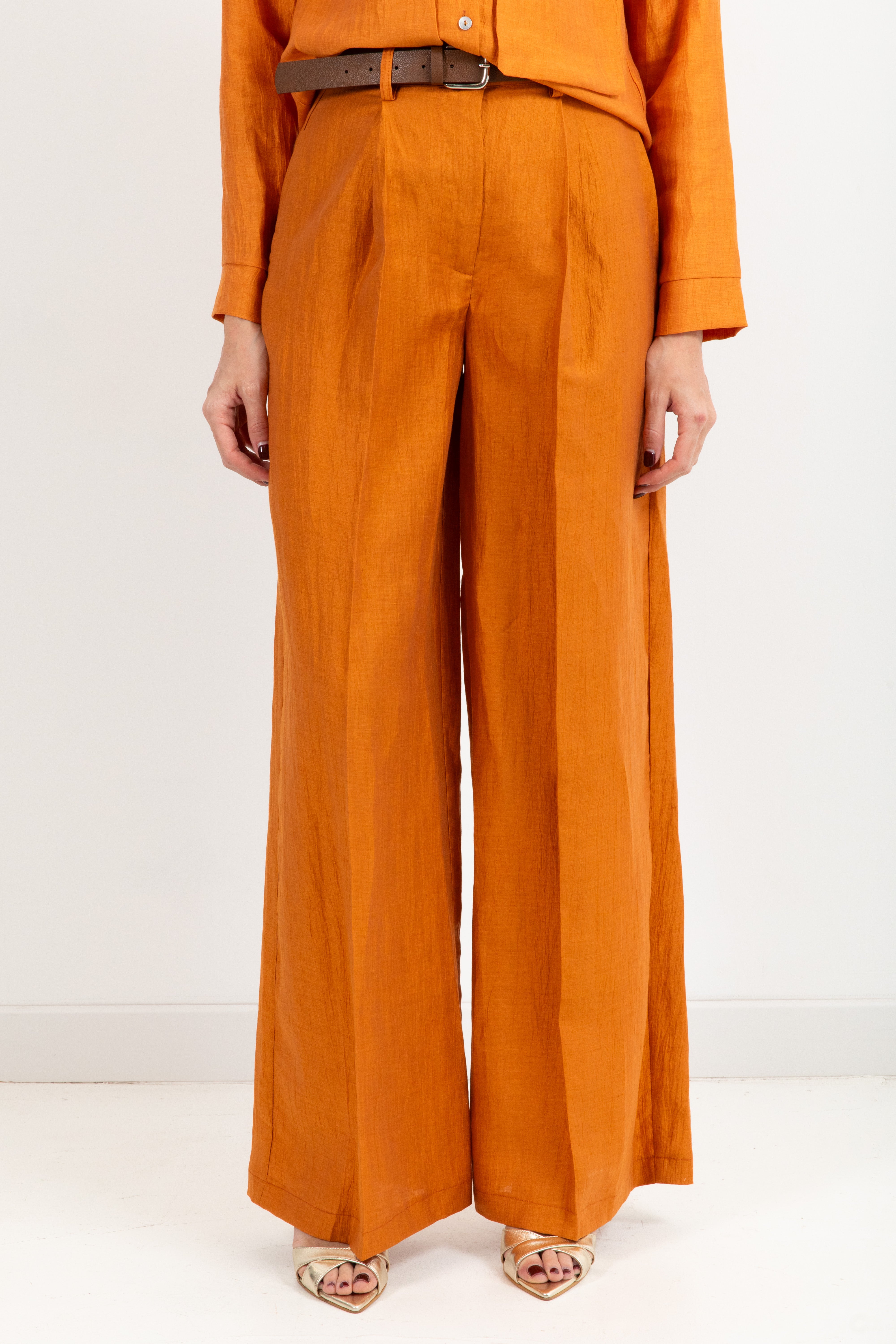 Pantalone in lino con pinces ViCOLO