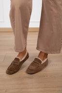 Mocassino in camoscio con interno in eco-pelliccia Ovyè