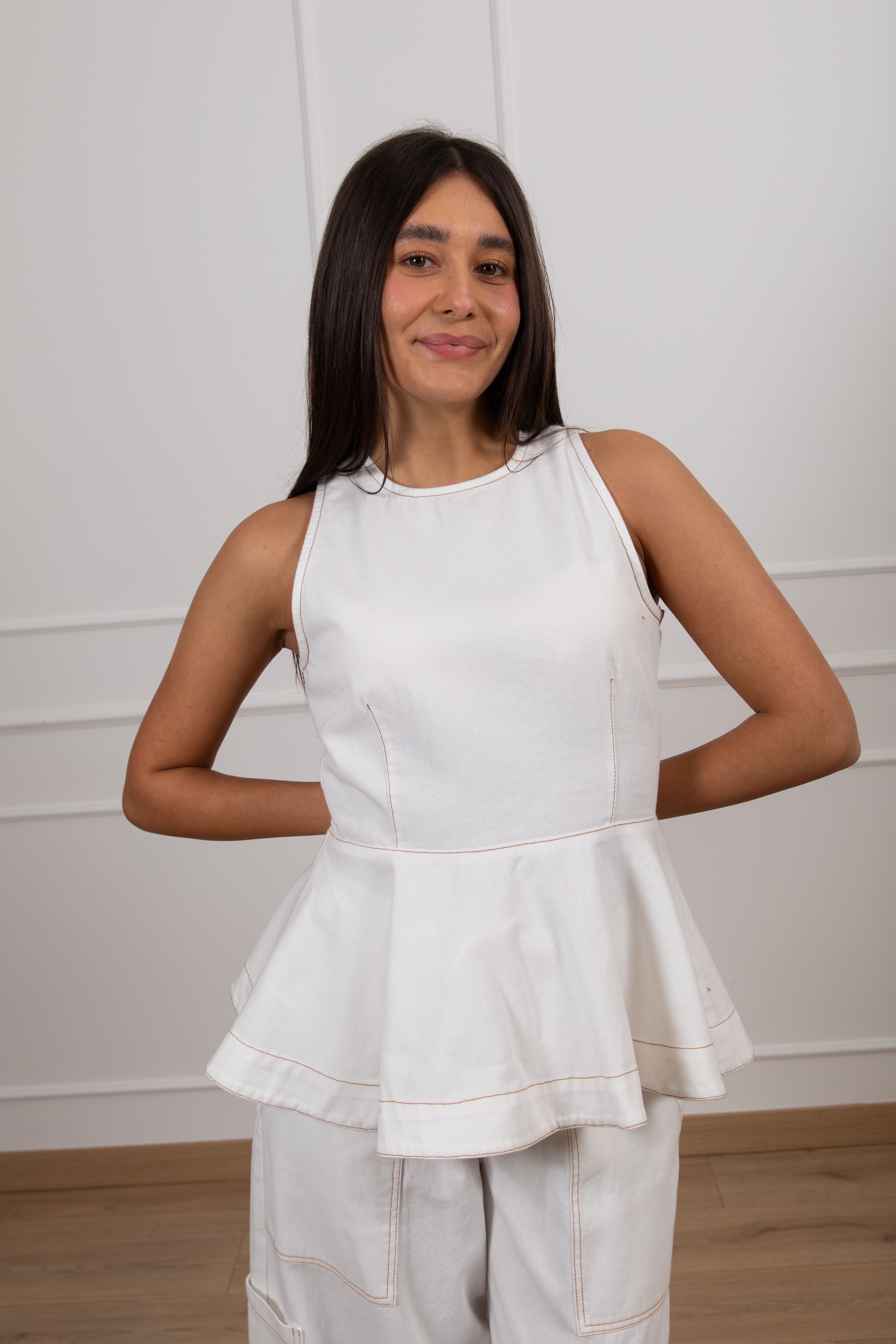 Top svasato in jeans bianco Tensione IN