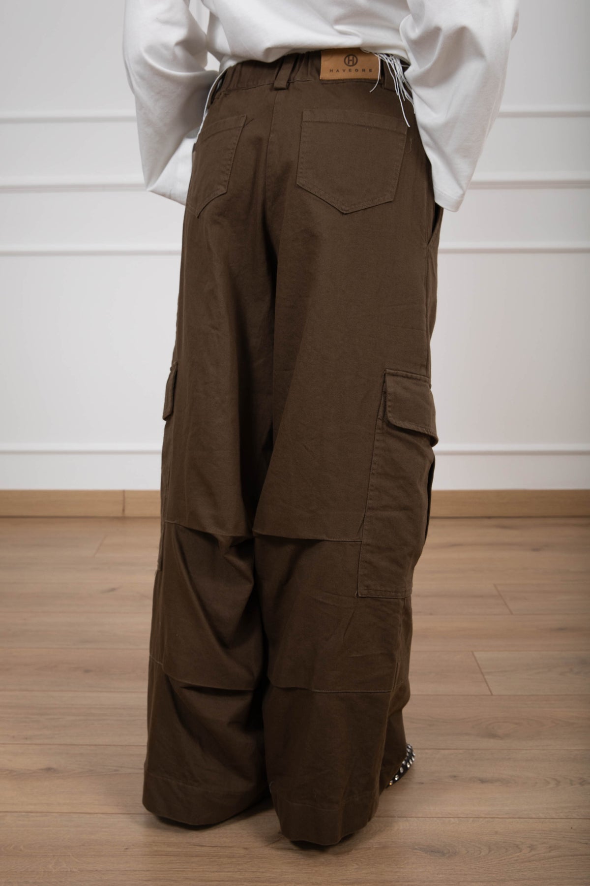 Pantalone cargo gamba dritta con elastico sul retro Haveone