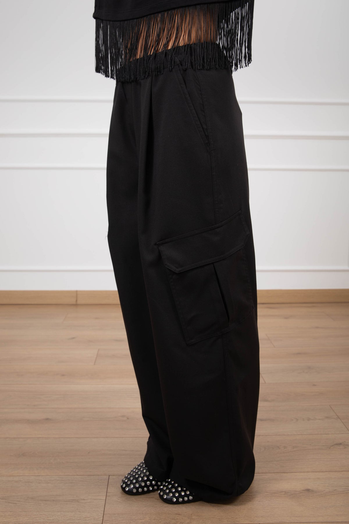 Pantalone cargo con elastico variante nero ViCOLO