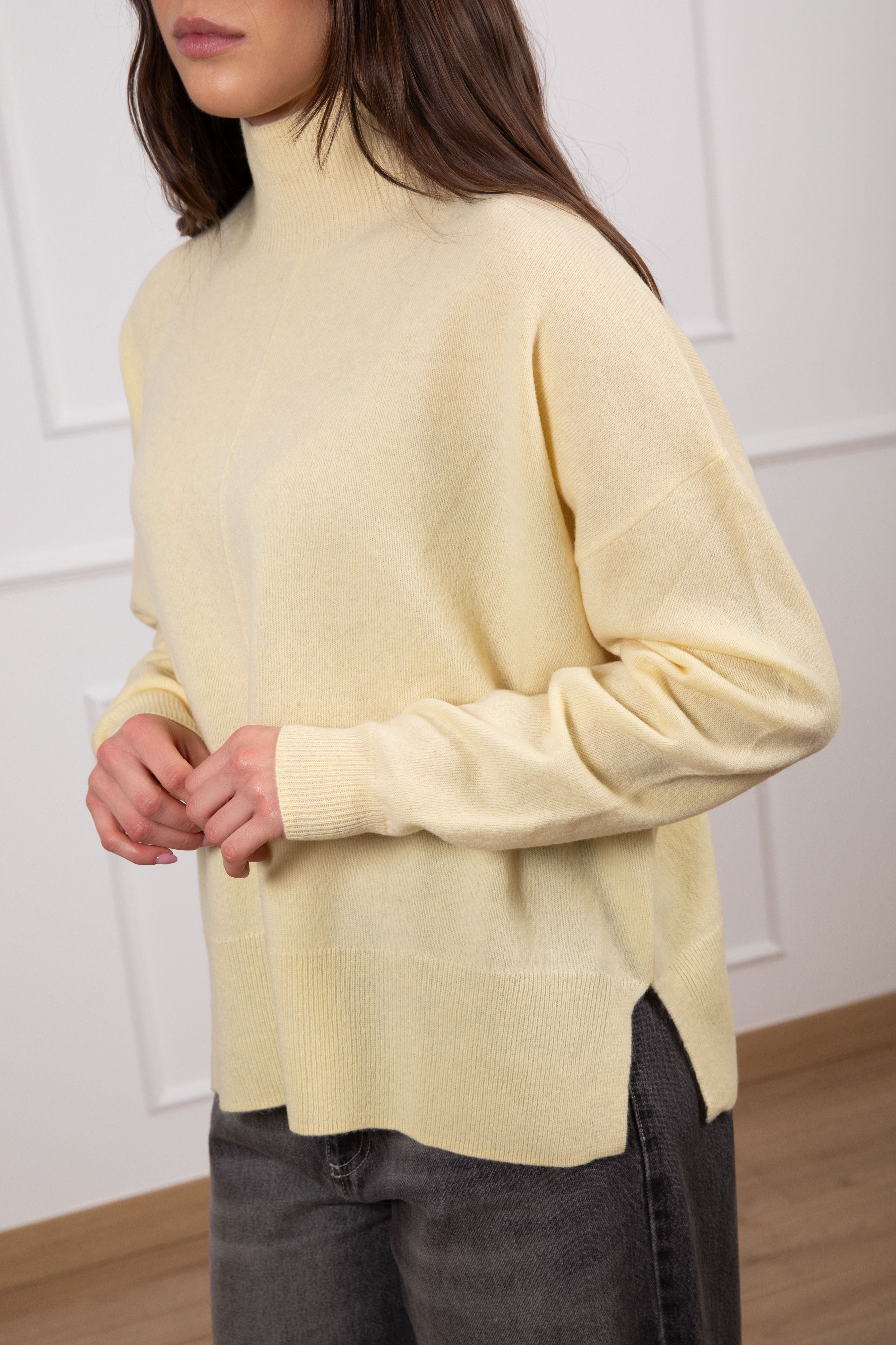 Pull mezzo-collo con cucitura frontale 100% lana ViCOLO