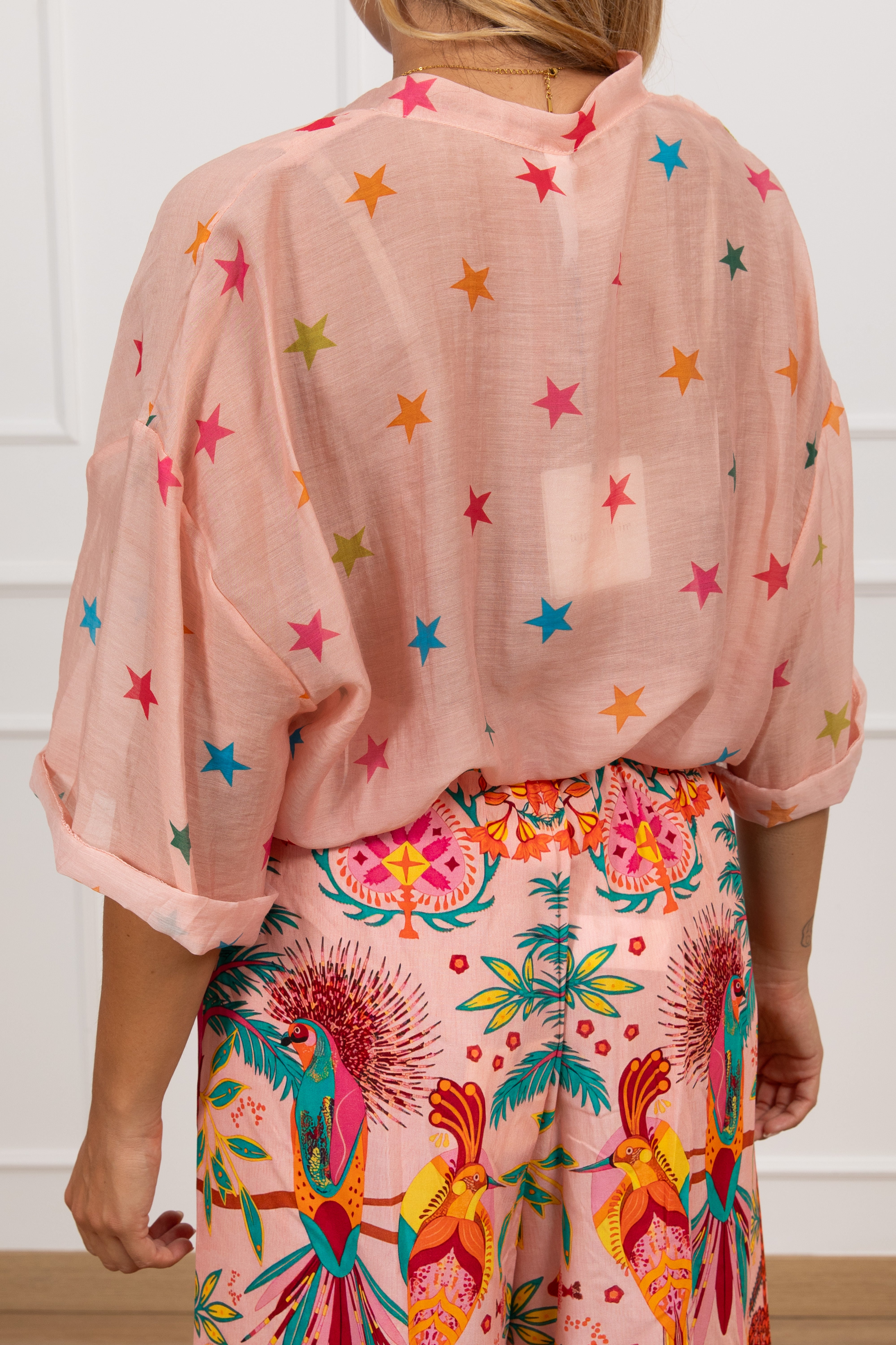 Camicia fantasia stelle con collo alla coreana Tensione IN