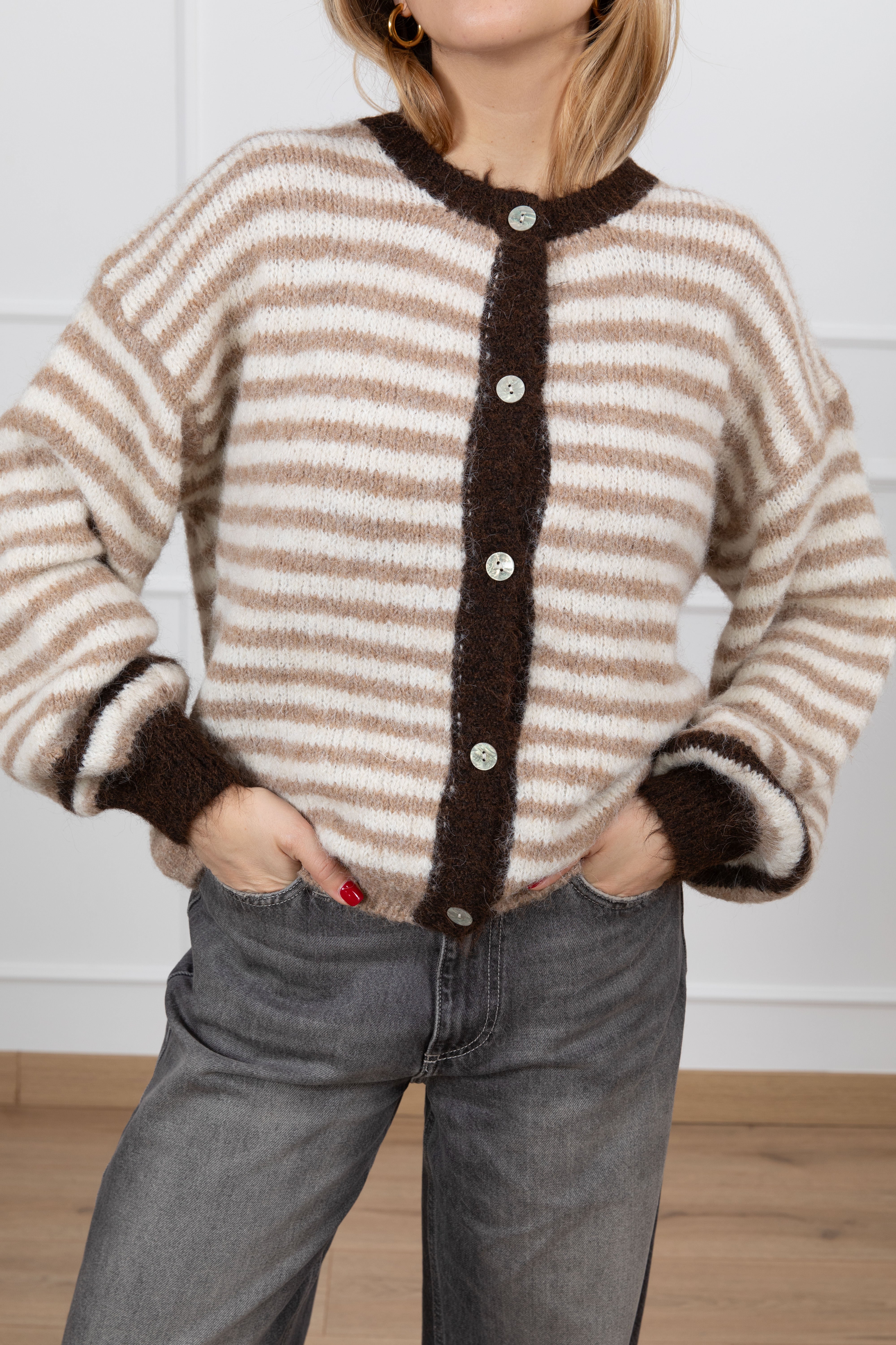 Cardigan girocollo in lana a righe con bordi a contrasto Susy Mix