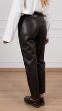 Pantalone eco-pelle a sigaretta variante moro Tensione IN