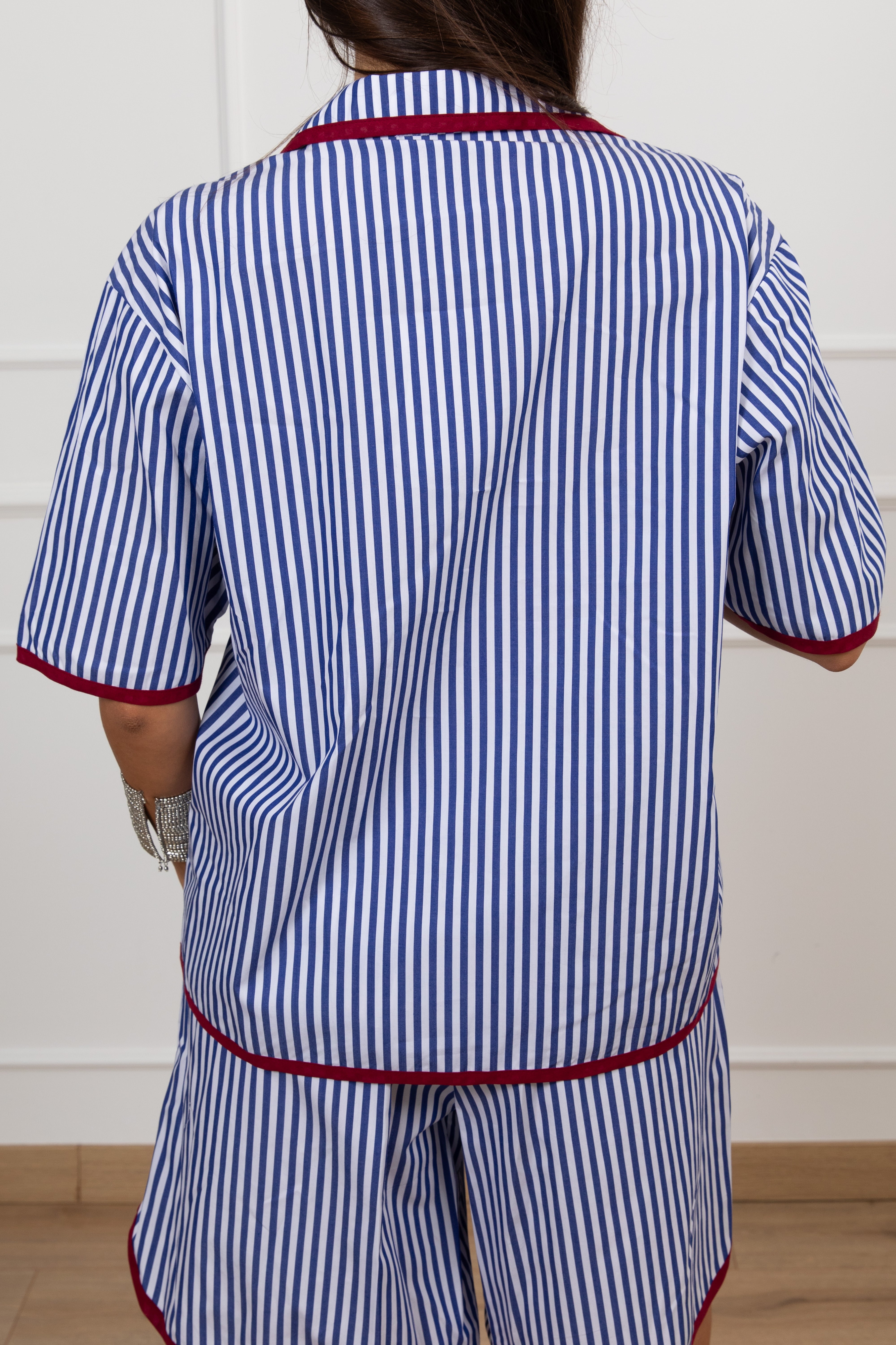 Camicia bacchettata con tasca bandana e profili a contrasto Motel