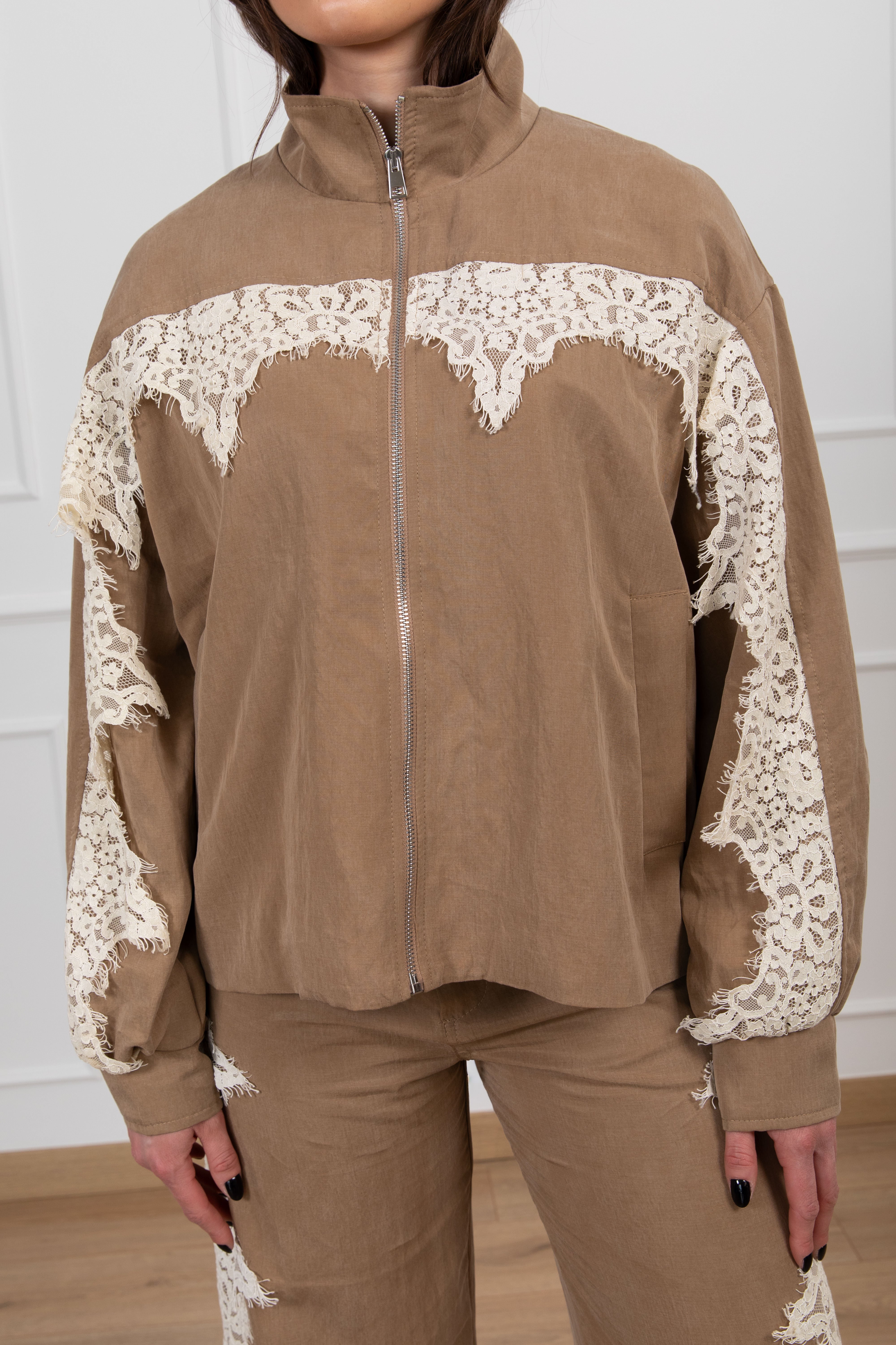 Bomber in cupro con inserti in pizzo Tensione IN