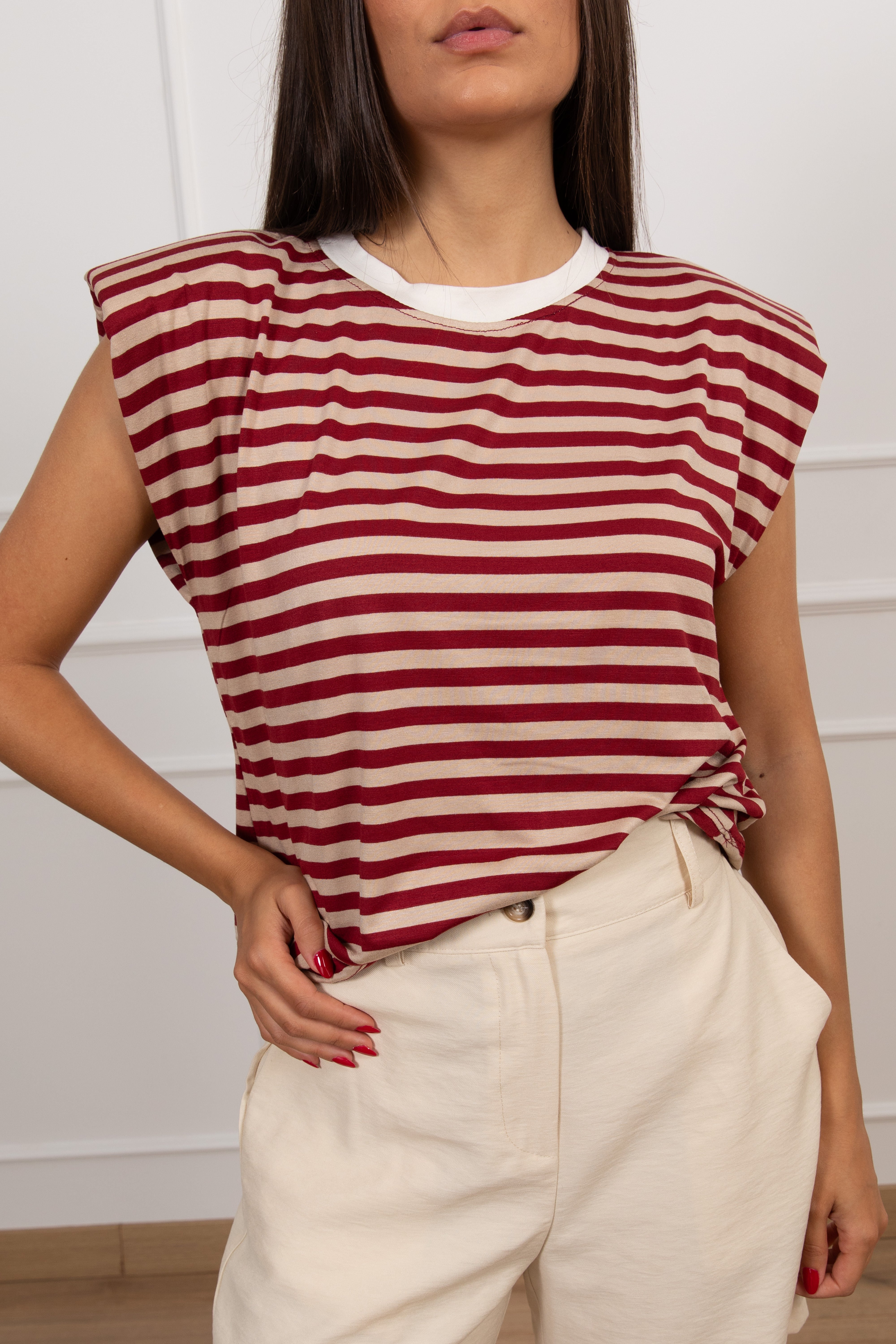 T-shirt smanicata con spallina imbottita a righe Haveone