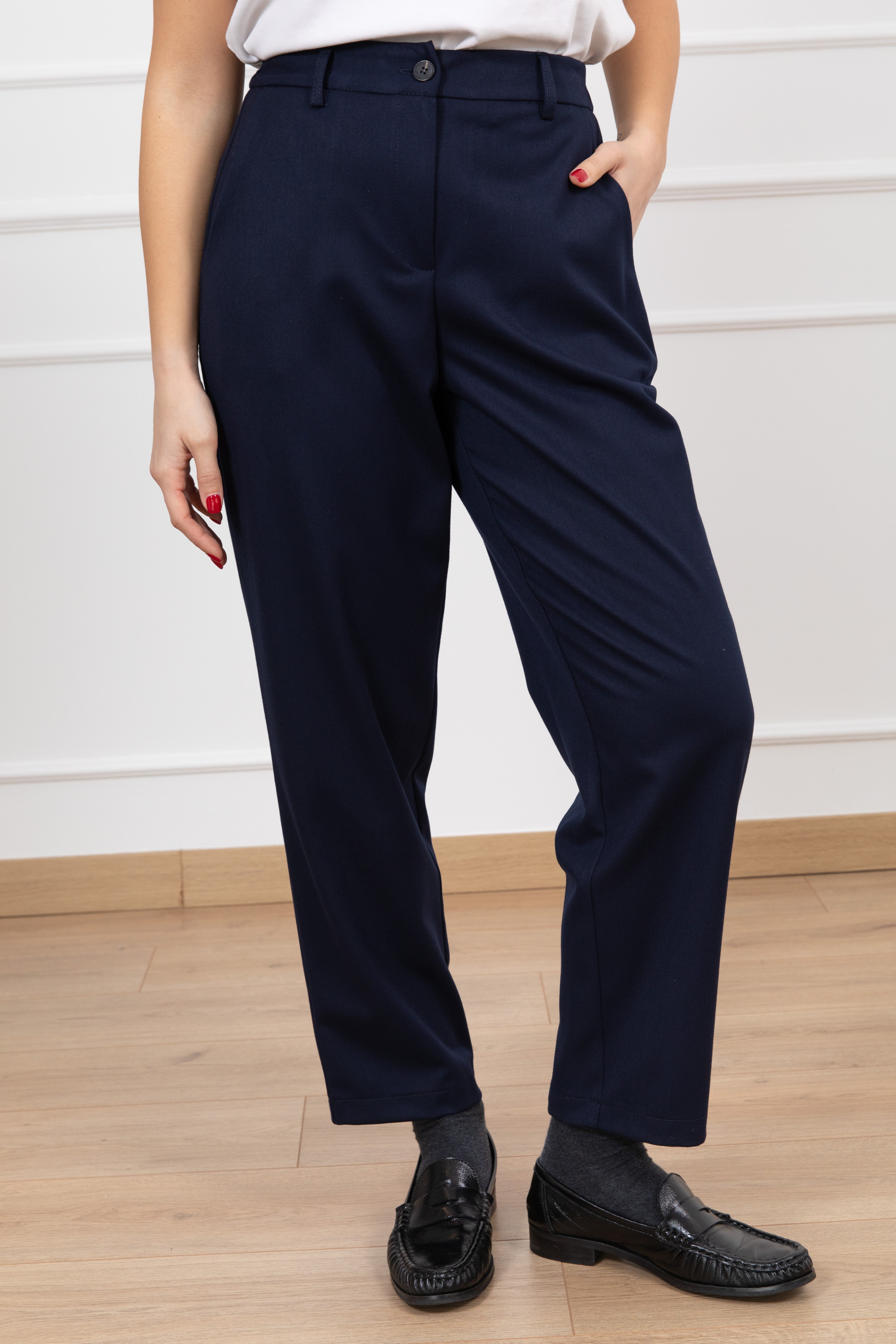 Pantalone carrot-fit con elastico sul retro in flanella Tensione IN