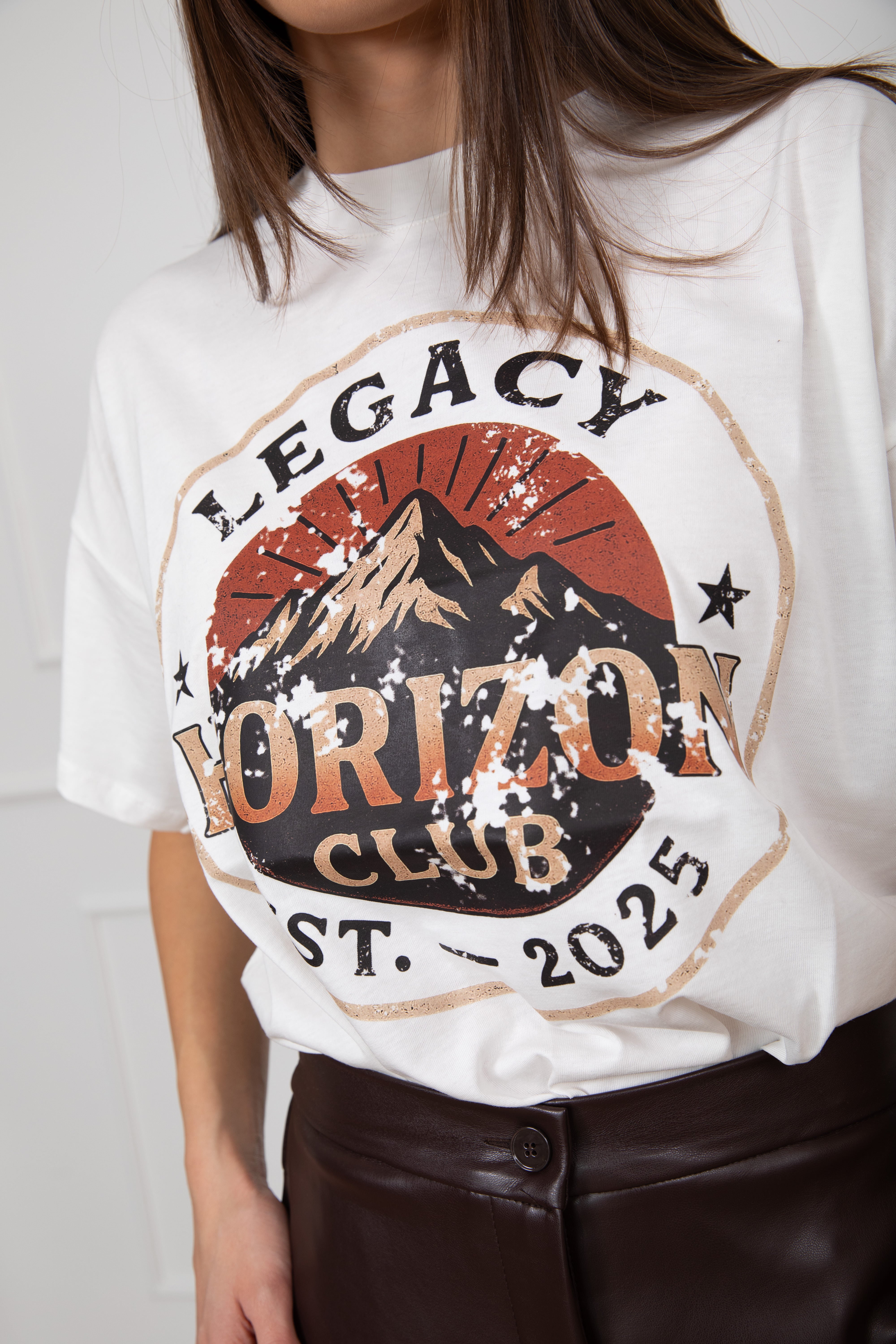 T-shirt over-size "Horizon Club" ViCOLO