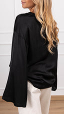 Blusa in viscosa manica svasata variante nero Tensione IN