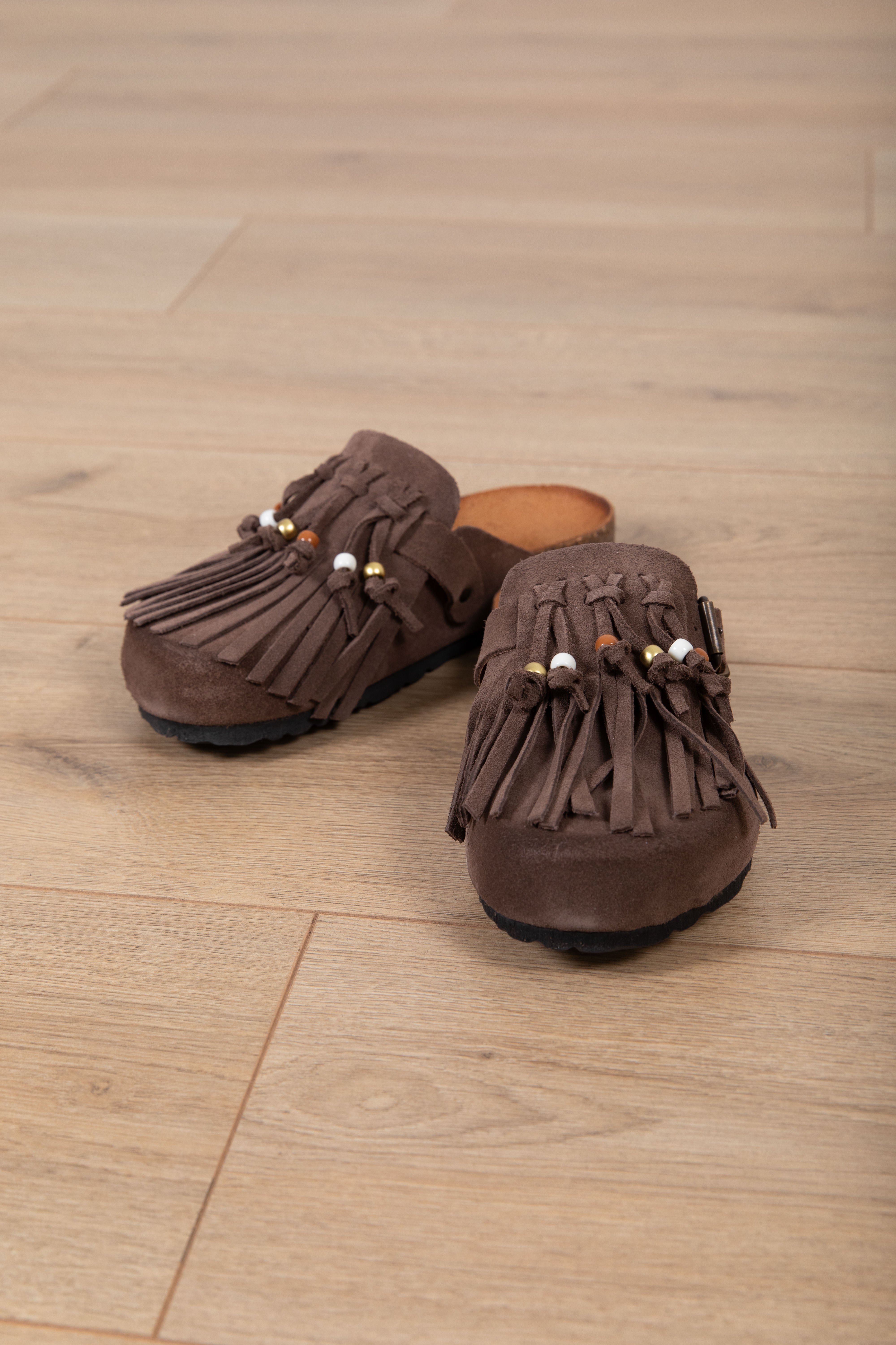 Sabot in camoscio con frange Ovyé