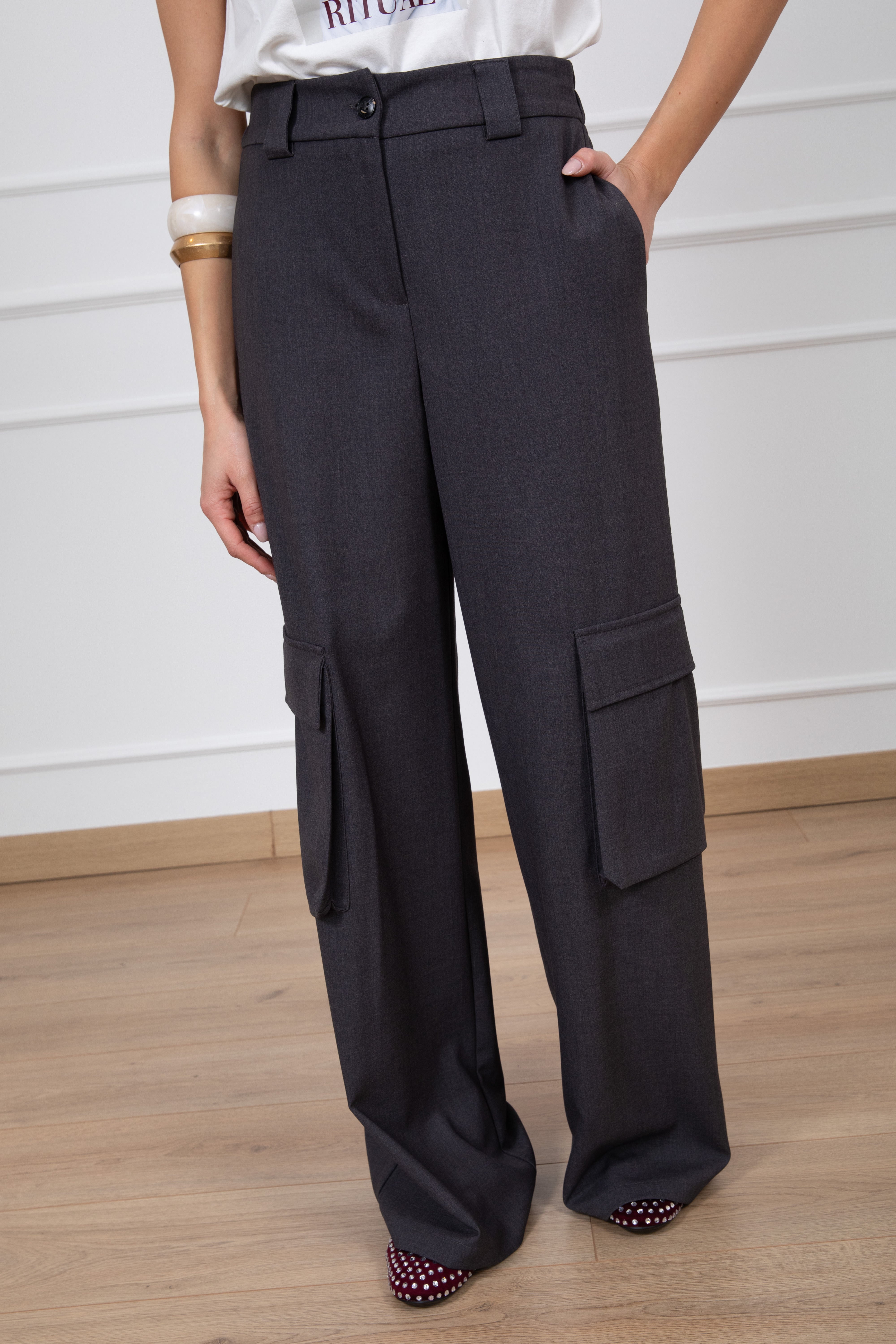 Pantalone cargo con elastico sul retro Tensione IN