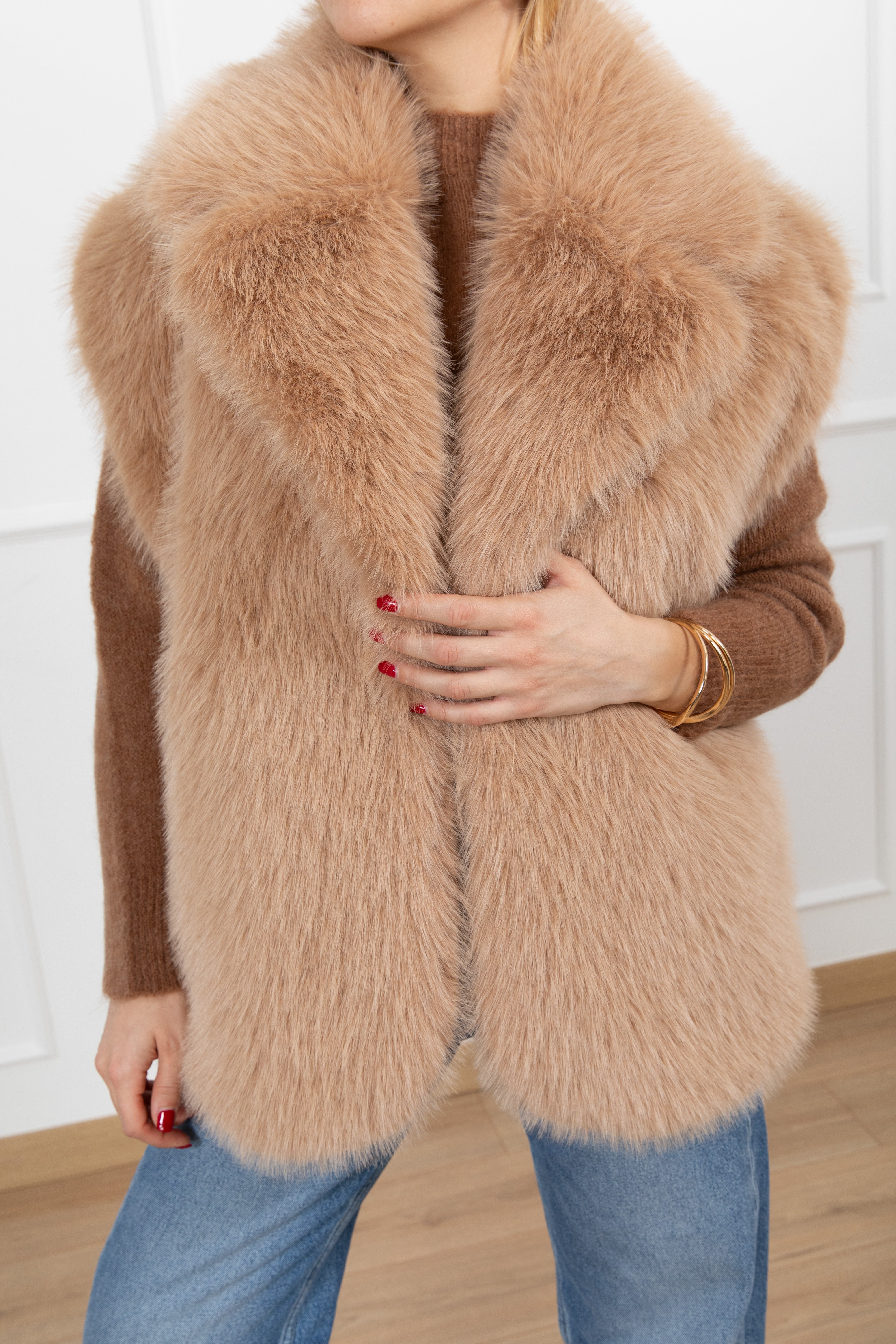 Eco-pelliccia smanicata Motel