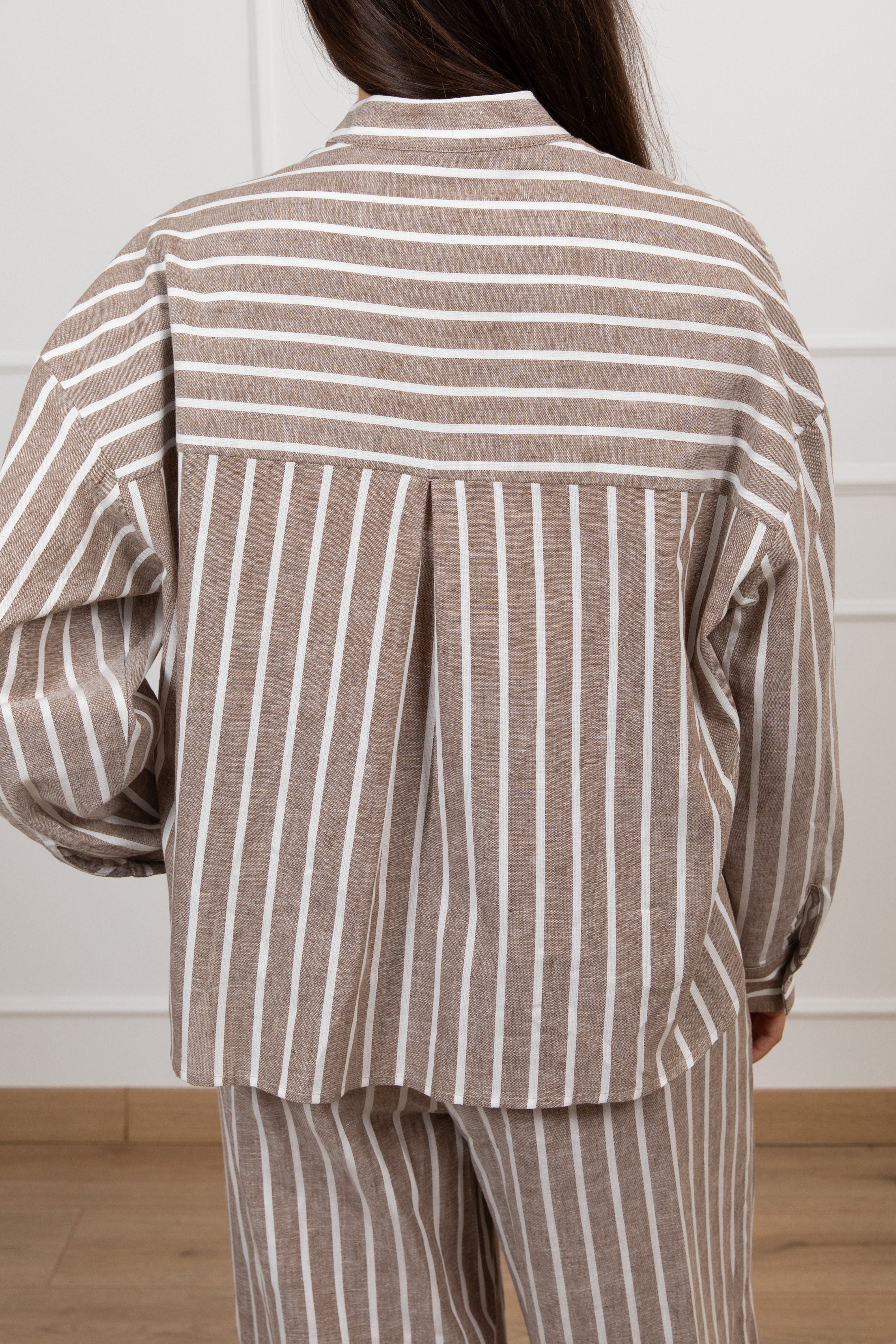 Camicia bacchettata con applicazione gioiello Motel