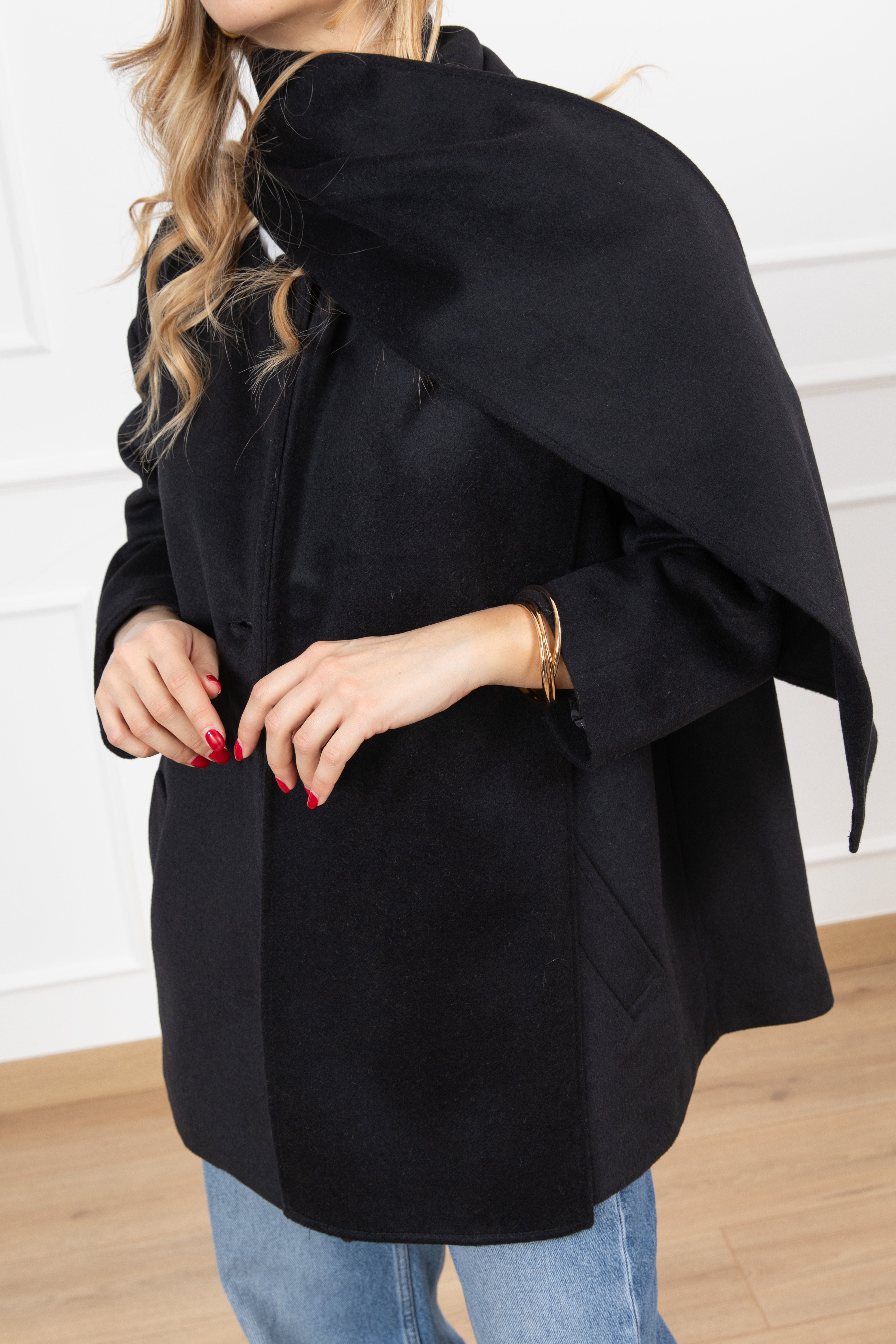 Cappotto 2 bottoni 50% lana con sciarpa removibile Tensione IN