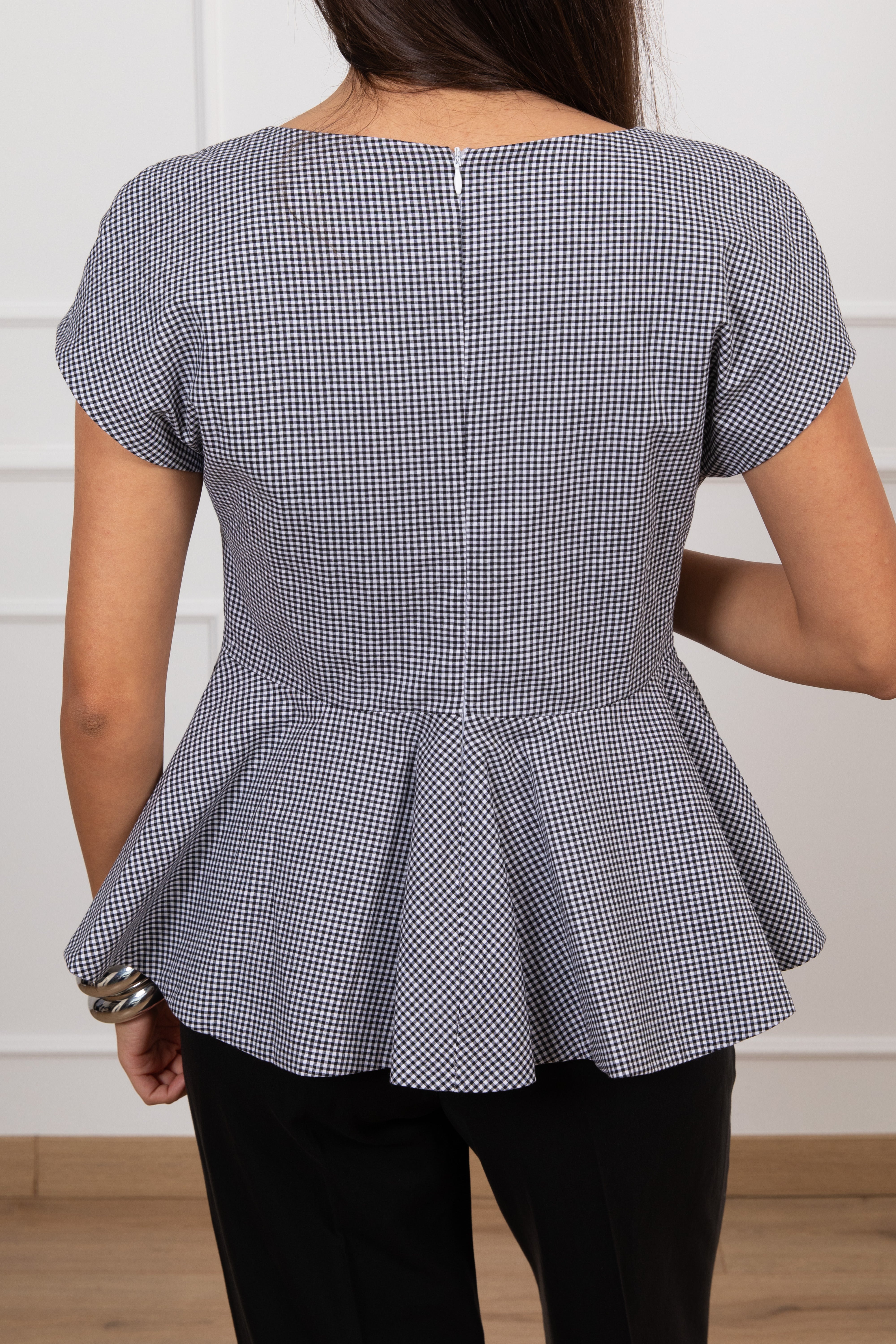Blusa smanicata micro-vichy con godet Motel