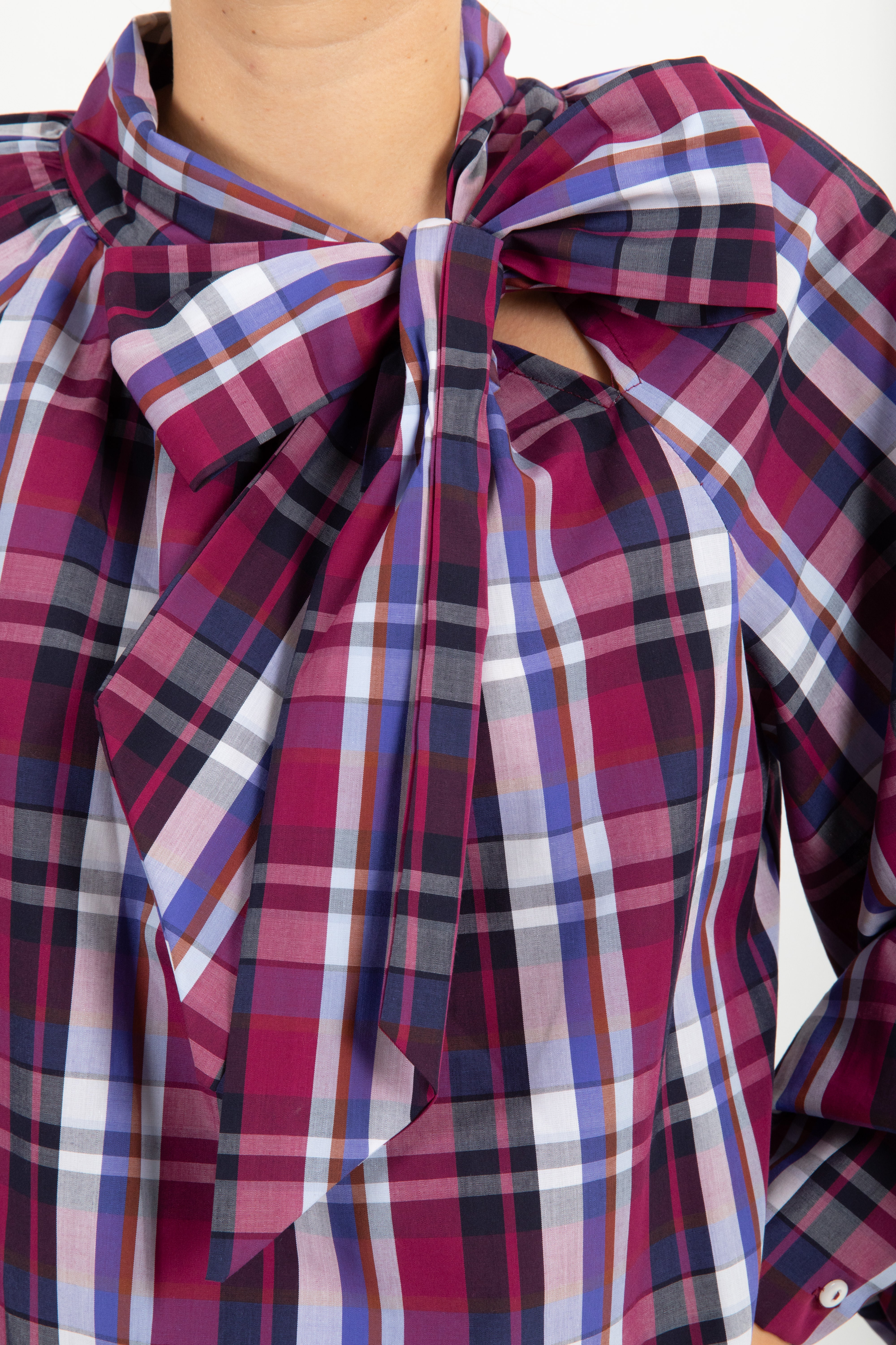 Blusa check con fiocco Tensione IN