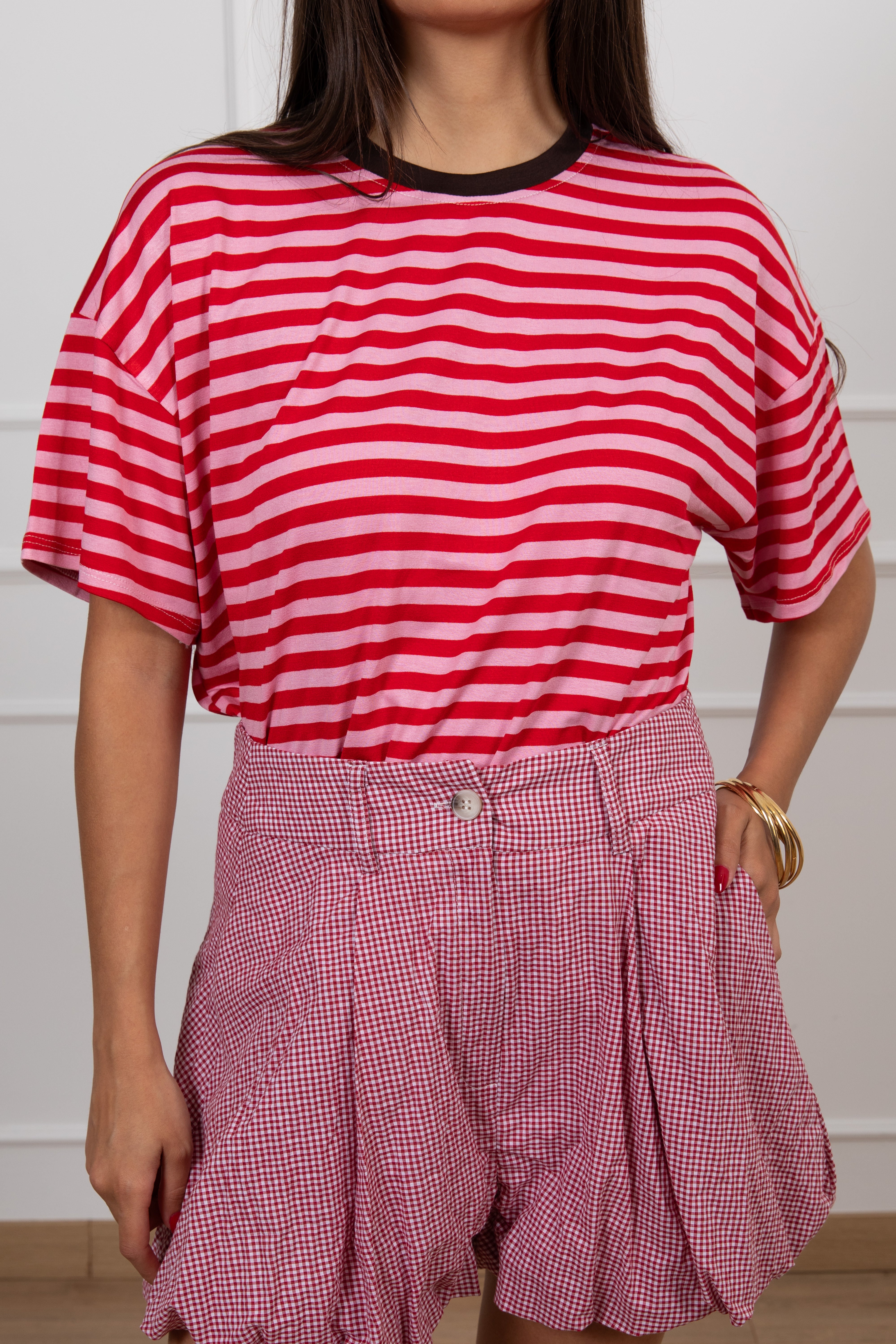 T-shirt a scatoletta a righe con collo a contrasto Haveone