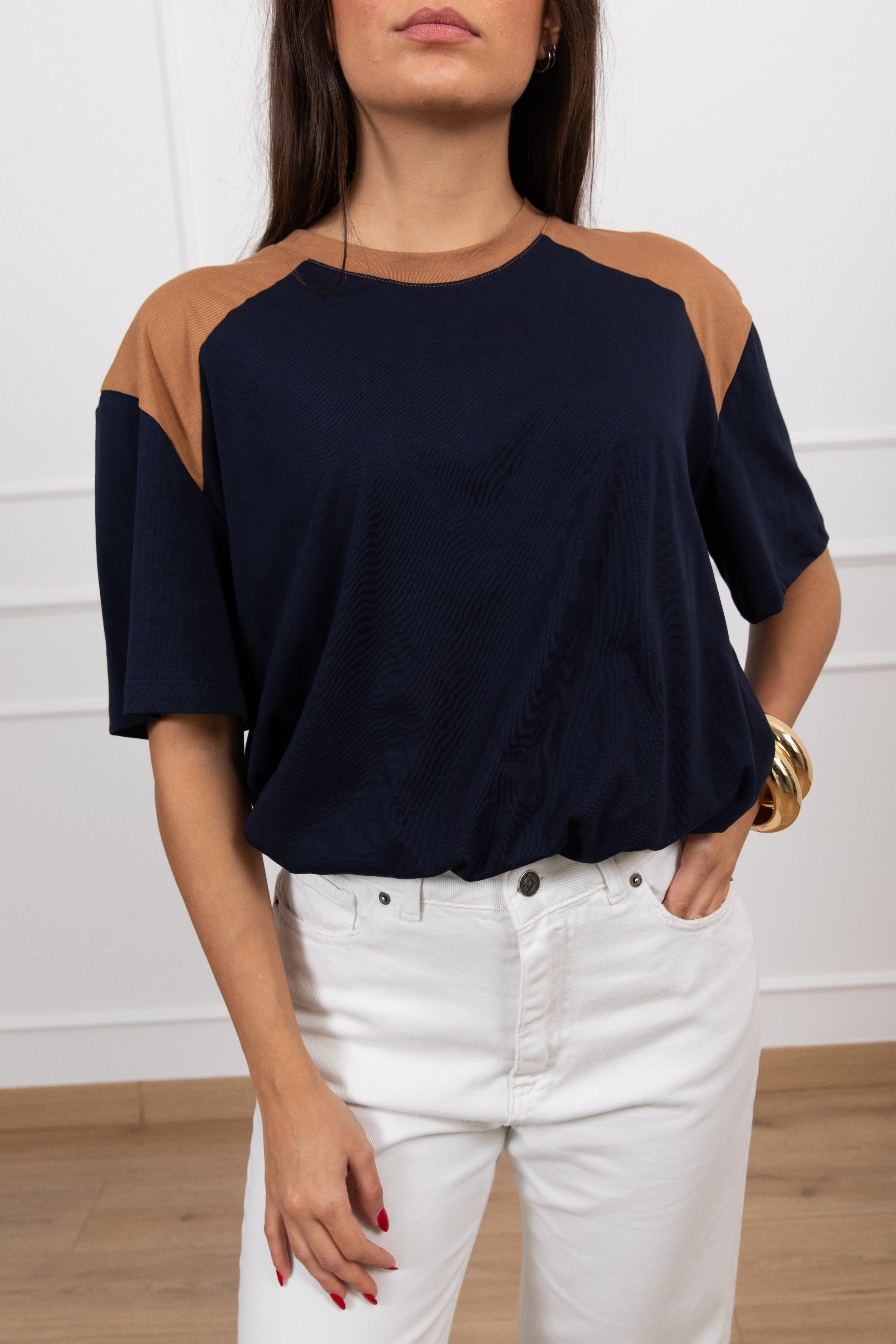 T-shirt bi-color con fondo a palloncino Tensione IN