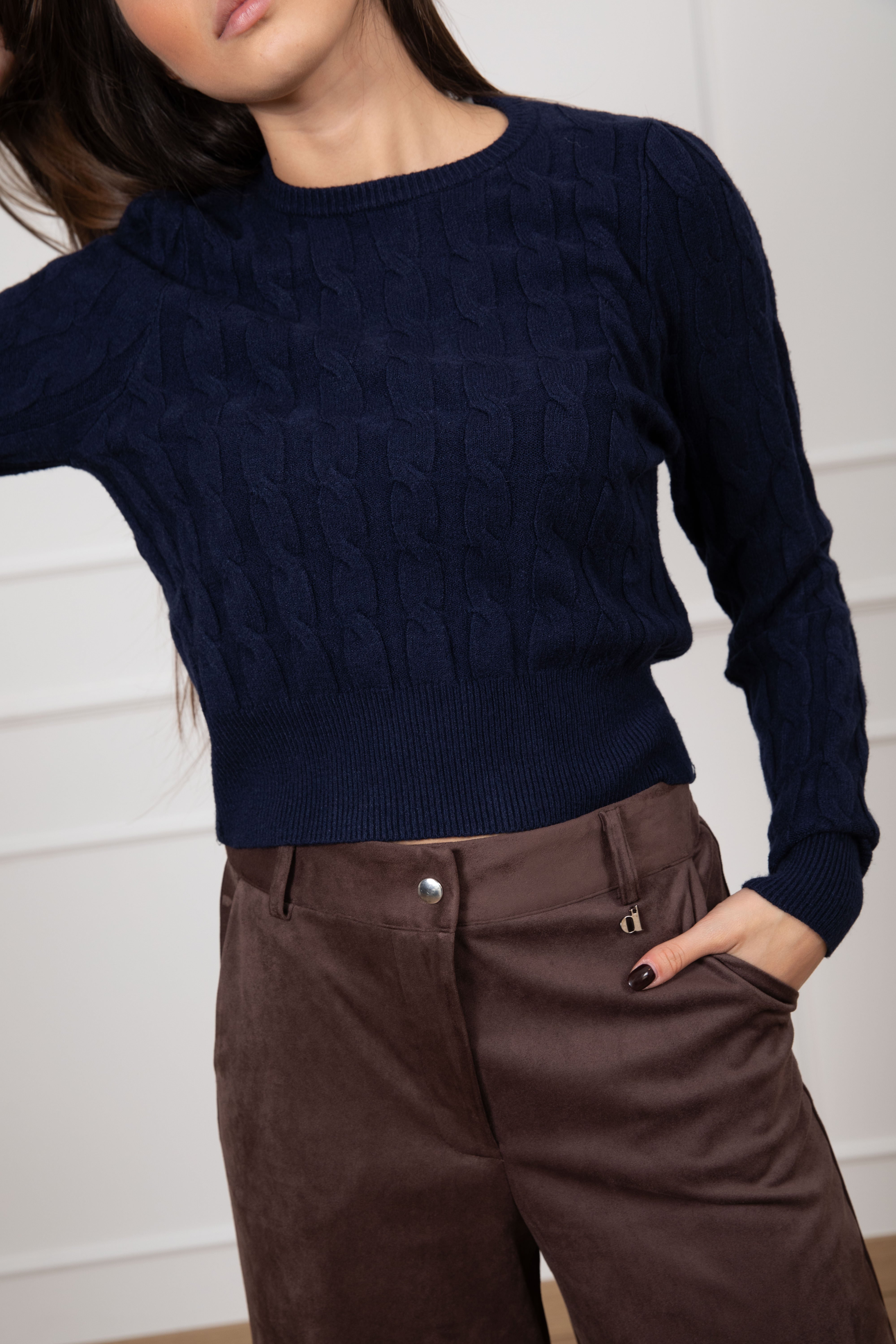 Pull treccia piatta con bottone gioiello sul retro Tensione IN