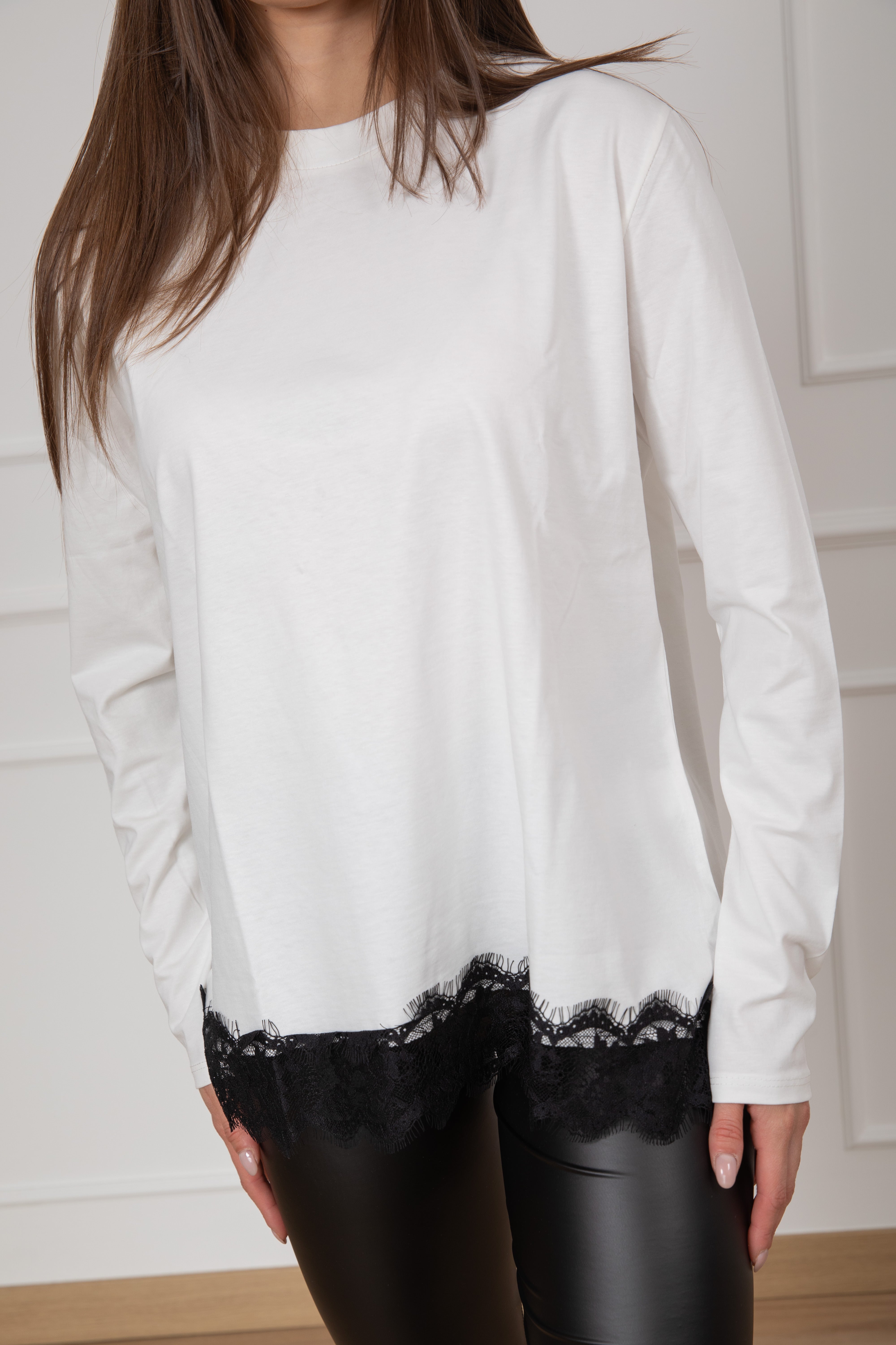 T-shirt manica lunga con fondo in pizzo Susy Mix