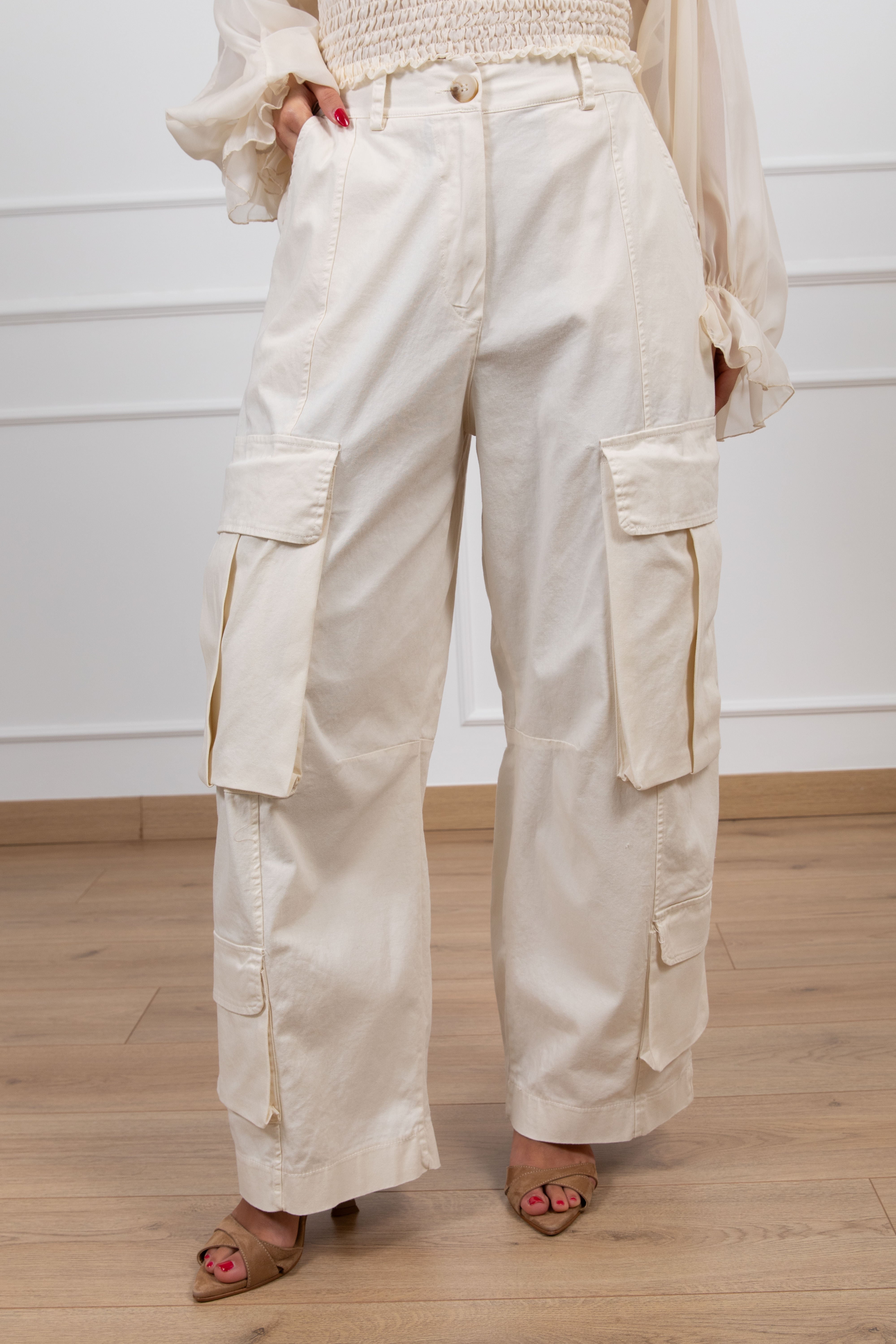 Pantalone cargo con elastico Tensione IN