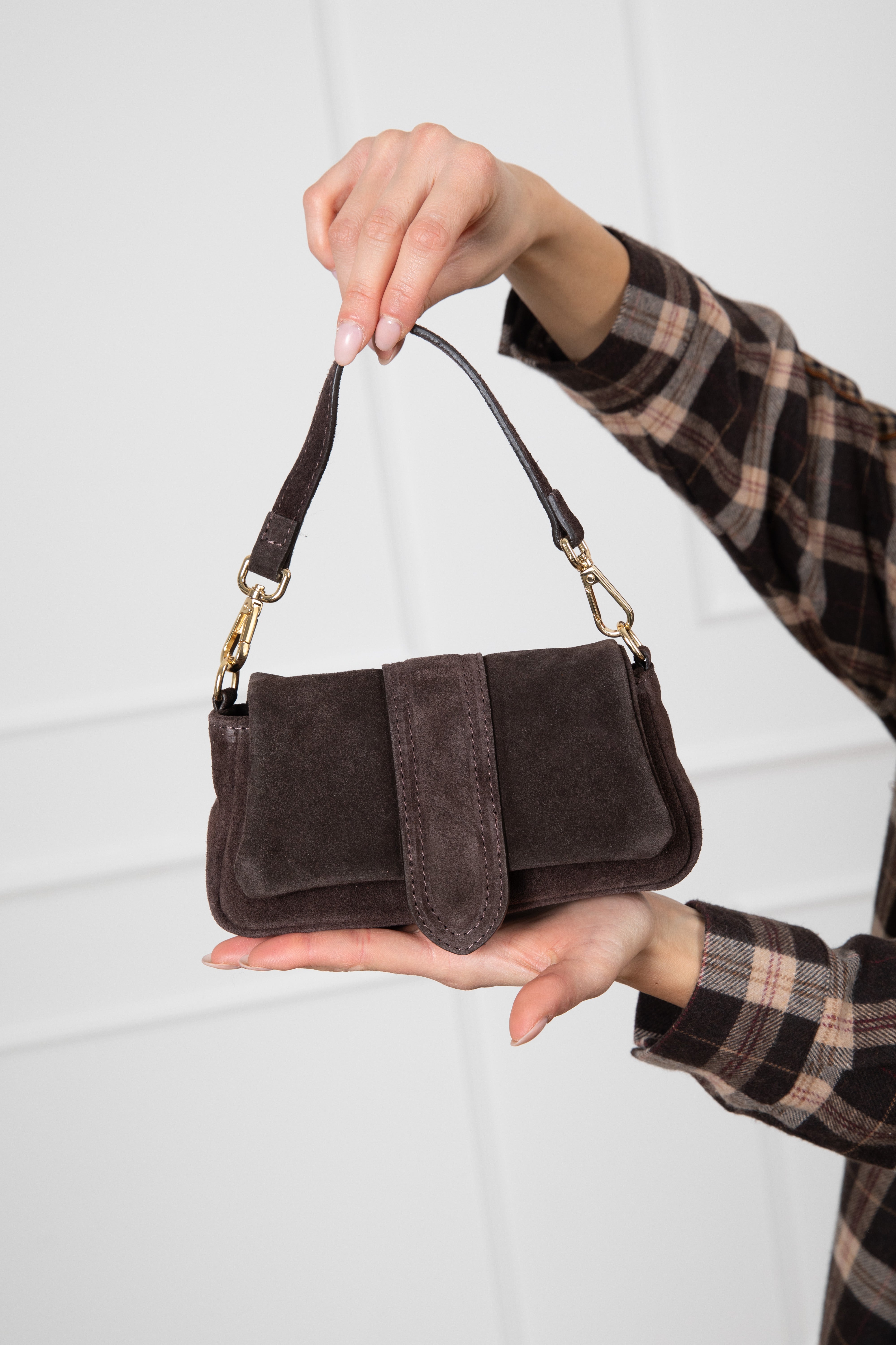 Mini-handbag in camoscio con tracolla
