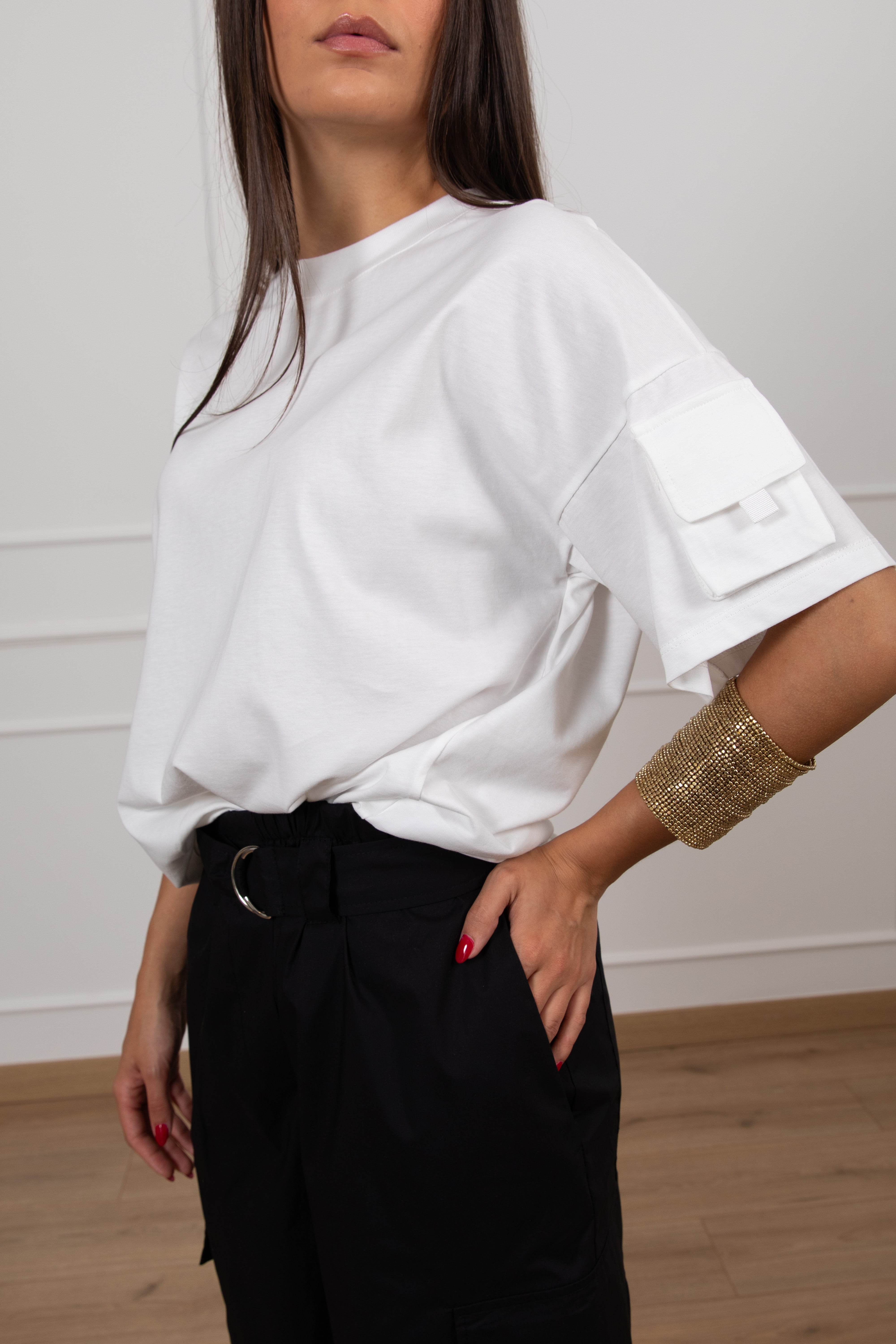 T-shirt con tasca sulla manica ViCOLO