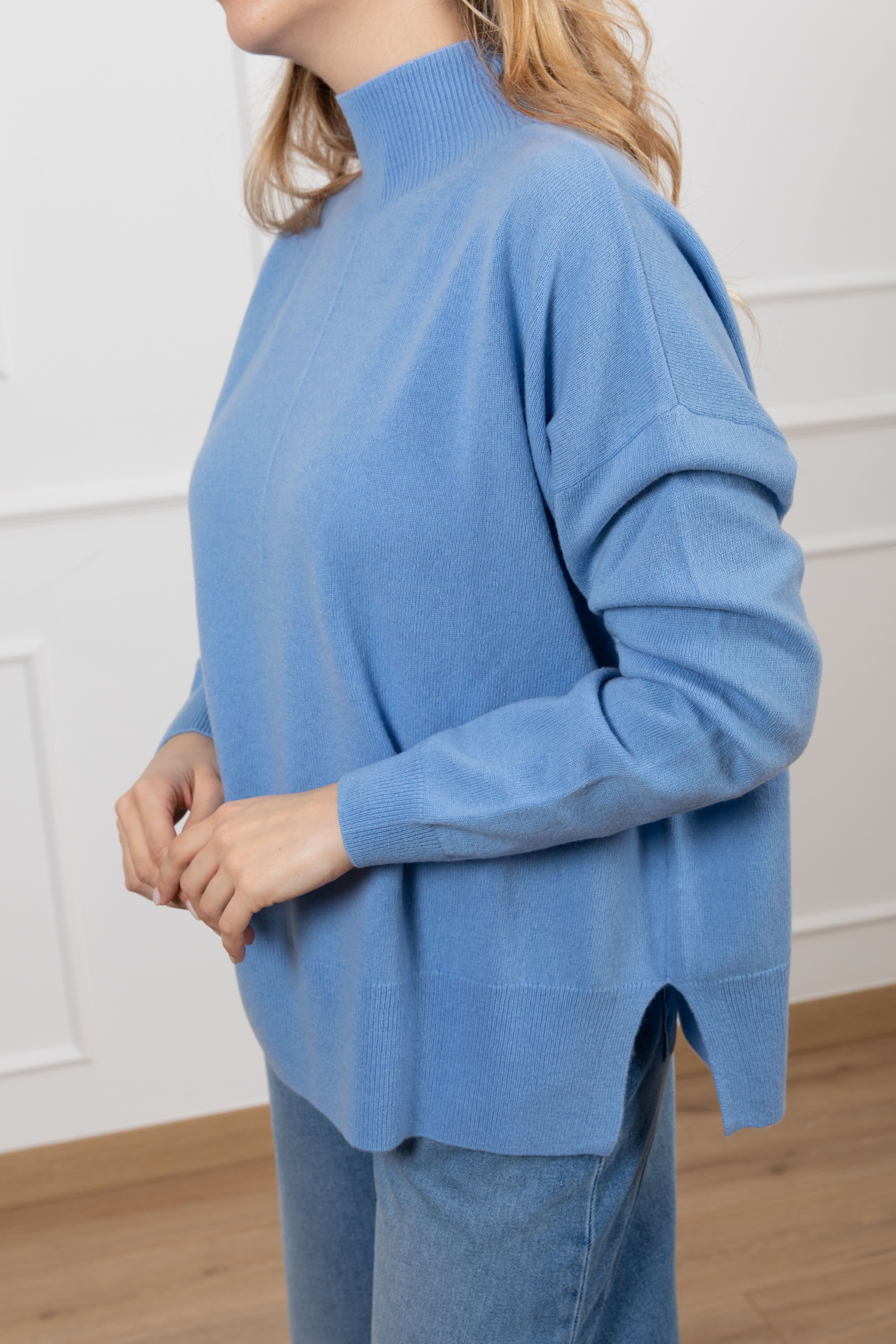 Pull mezzo-collo con cucitura 100% lana Tensione IN