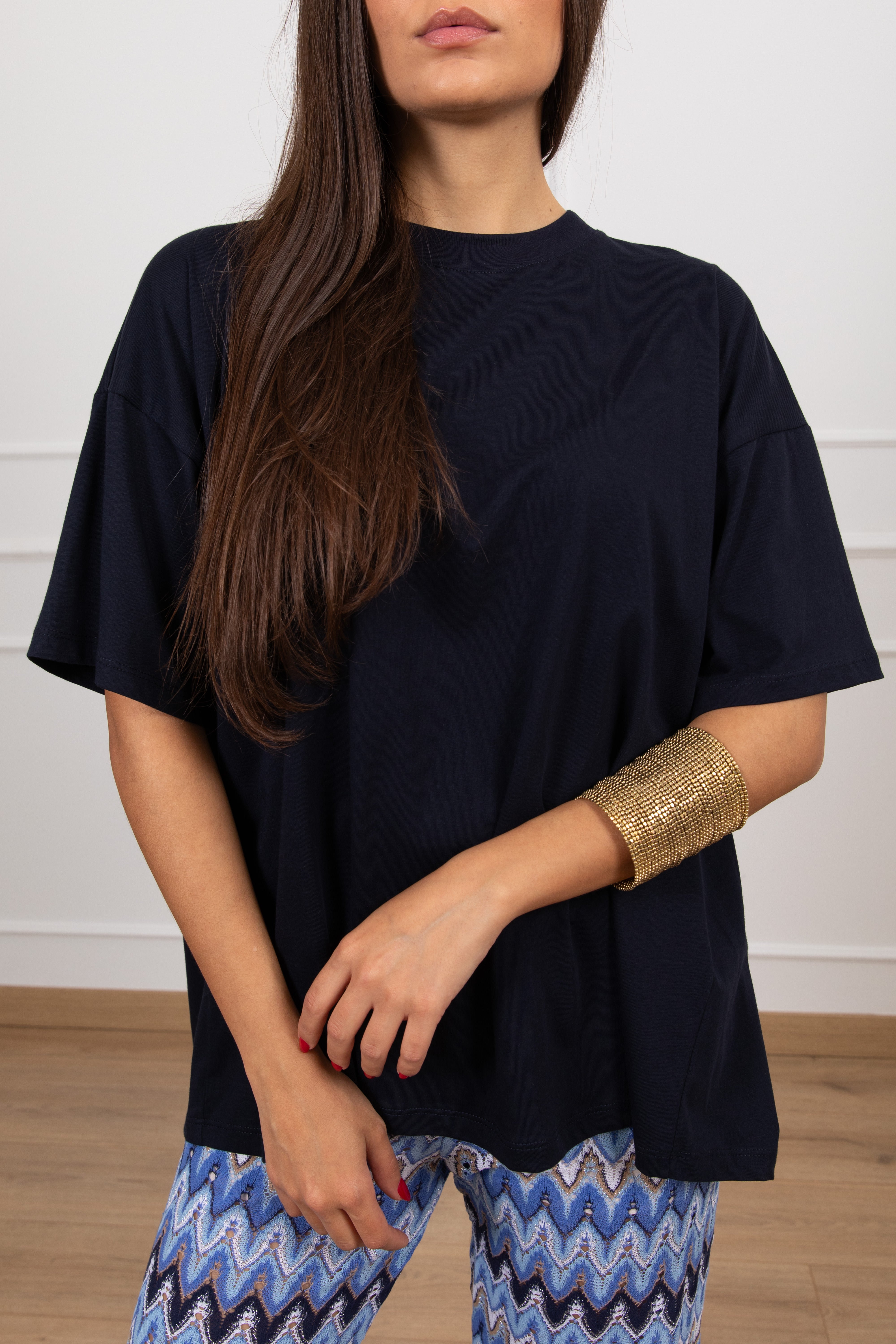 T-shirt over-size con spacco sul retro ViCOLO