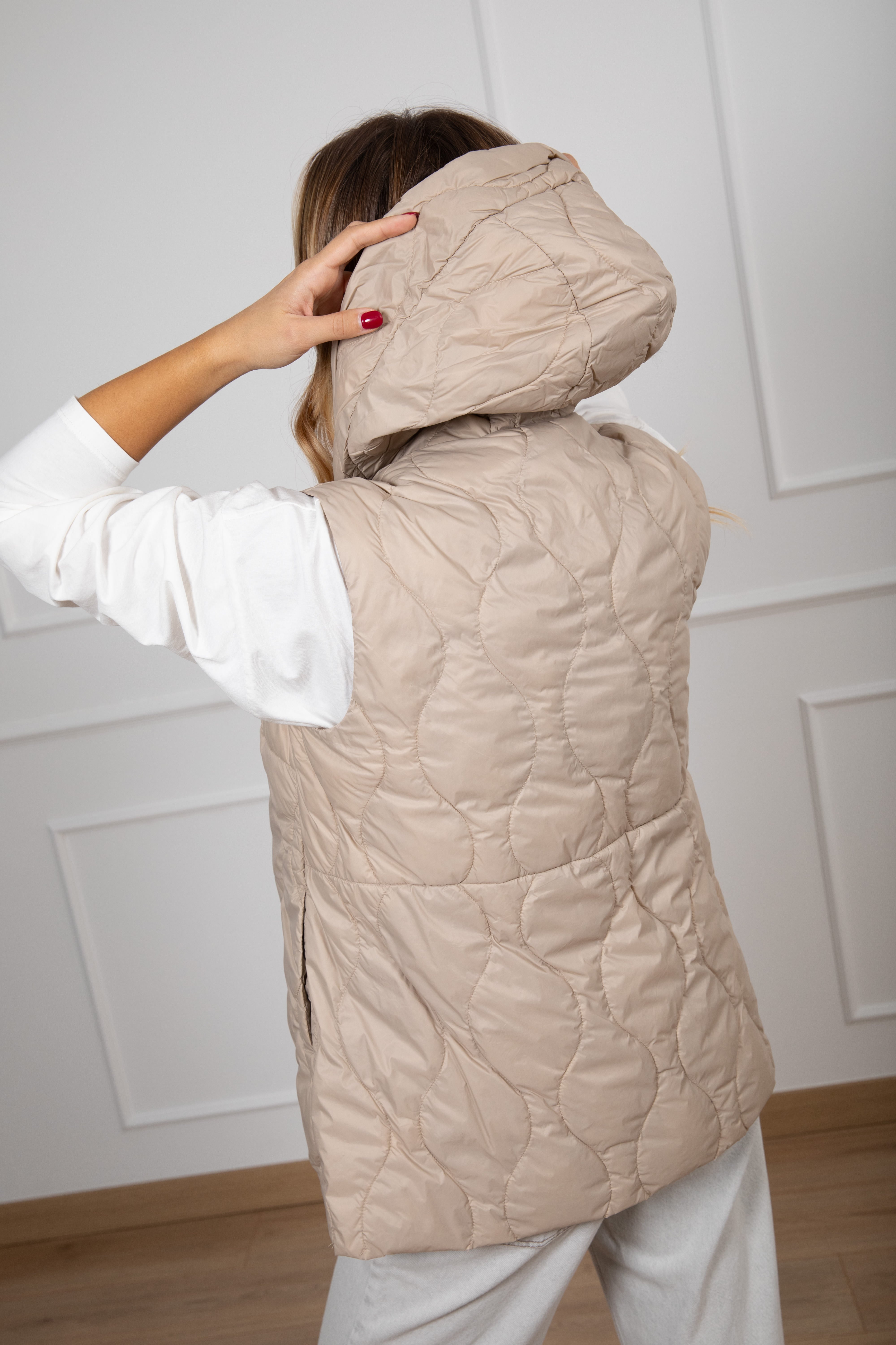 Gilet 100 grammi con cappuccio ViCOLO
