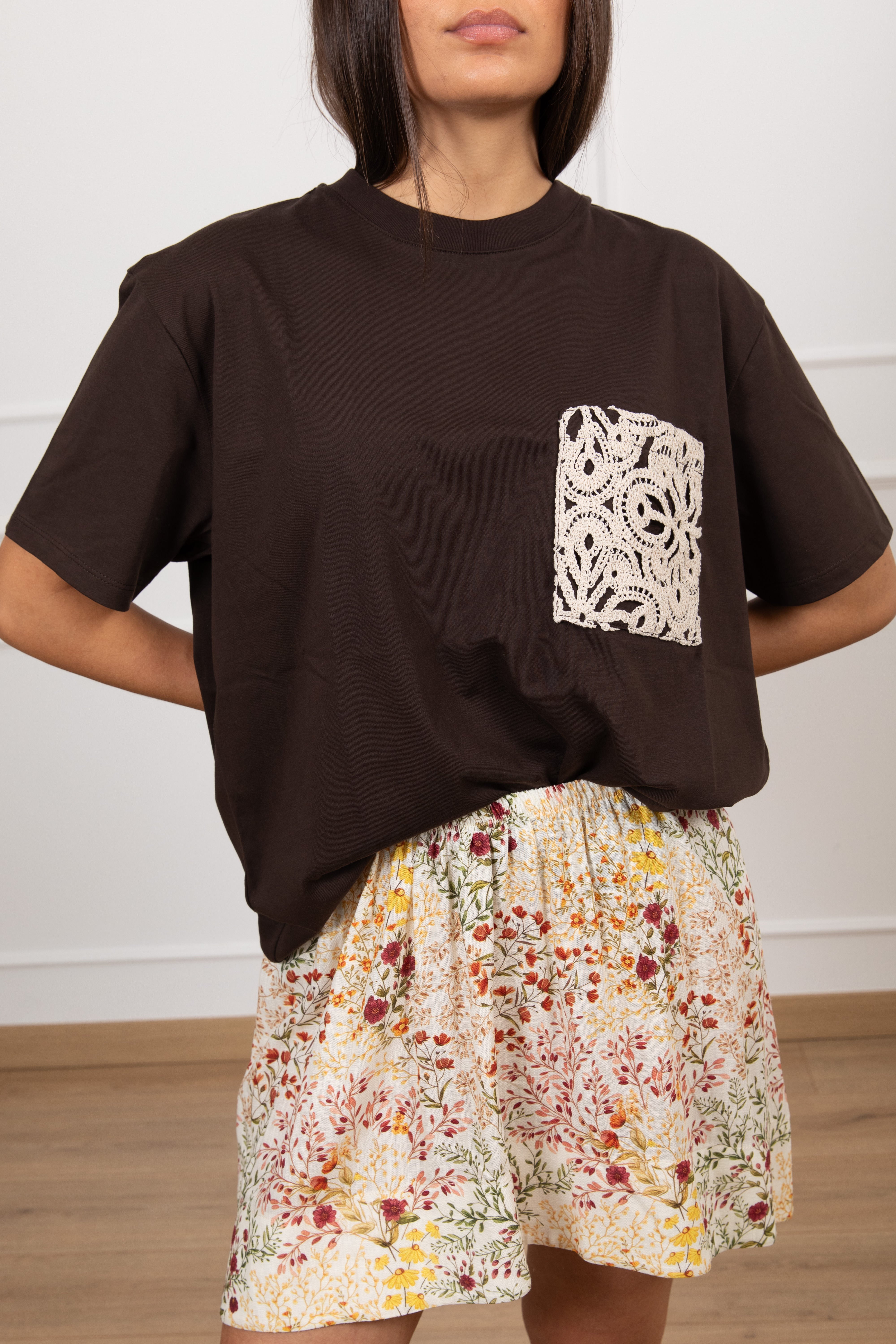 T-shirt con tasca crochet ViCOLO
