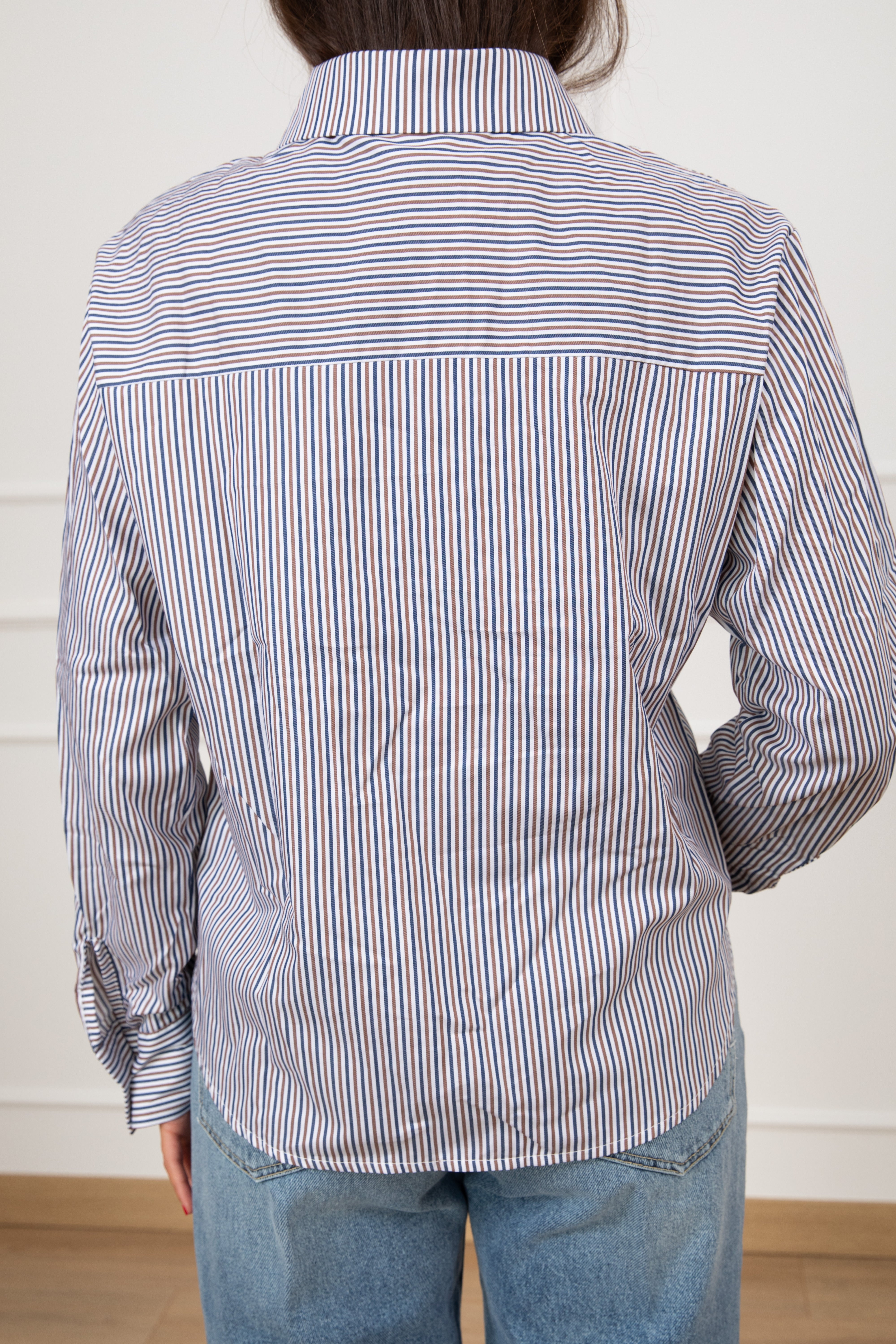 Camicia bacchettata bi-color con bottone gioiello Susy Mix