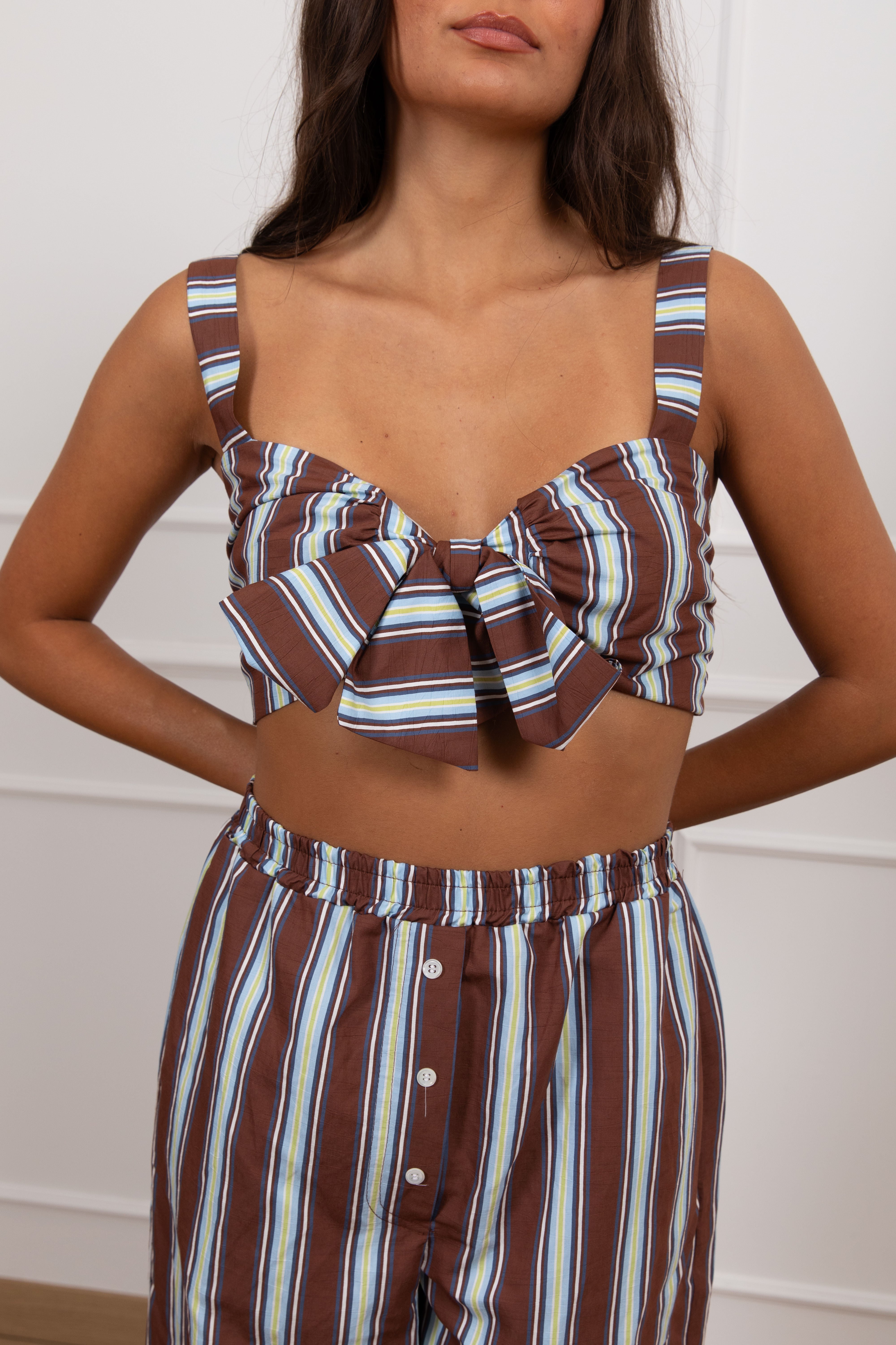Top riga multicolor con fiocco ViCOLO