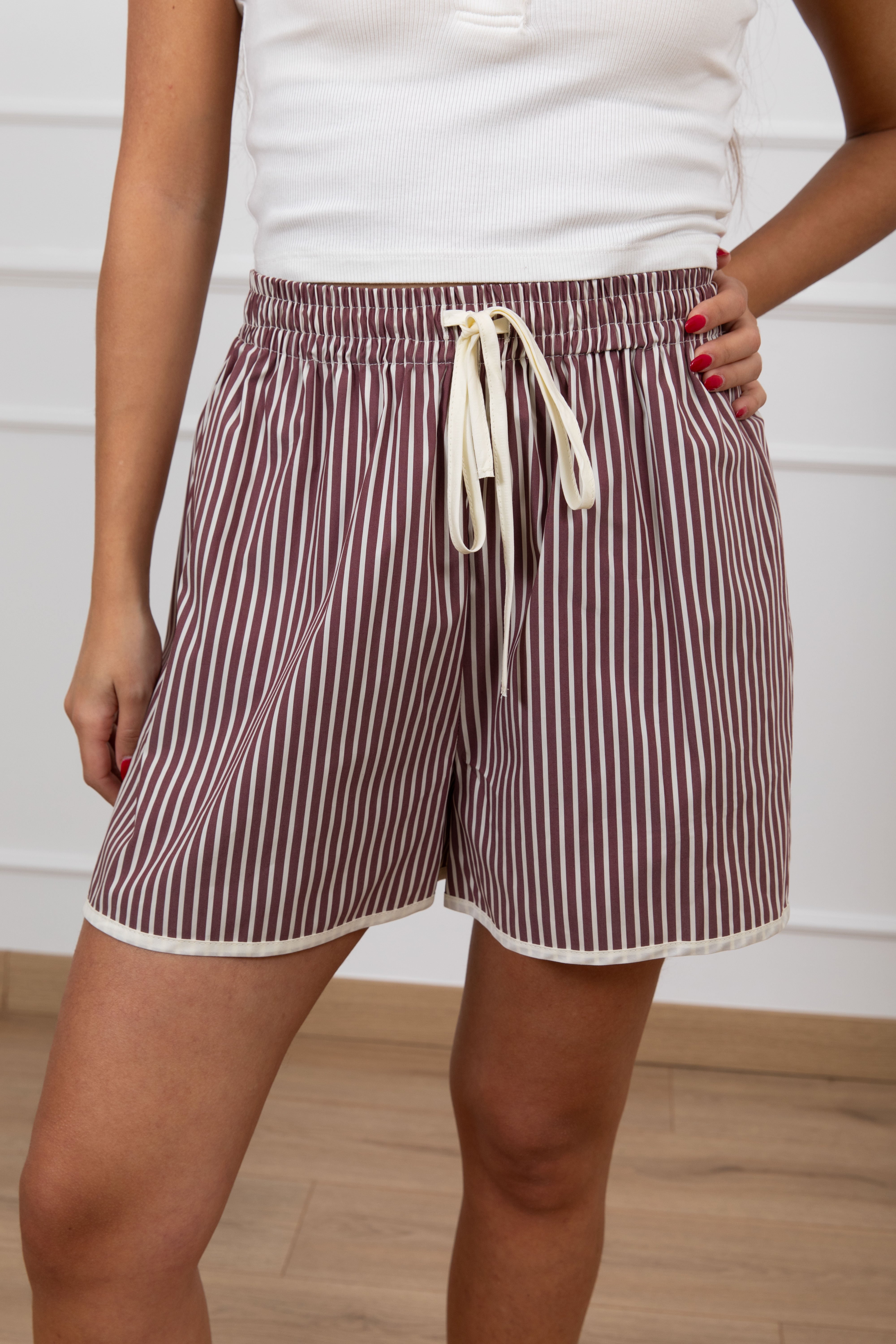 Shorts in cotone bacchettato bordeaux ViCOLO