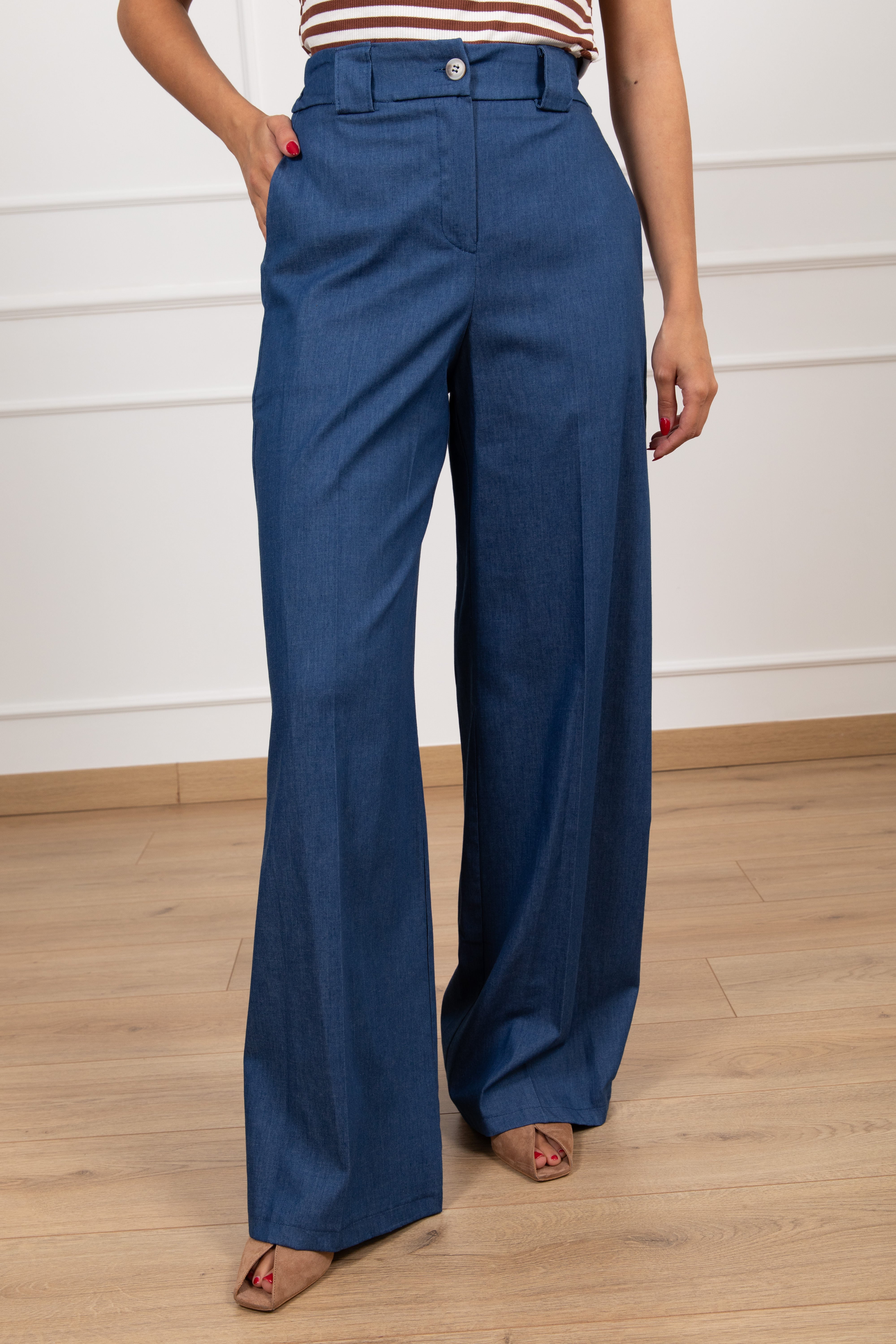 Pantalone gamba dritta in chambrix con elastico sul retro Tensione IN