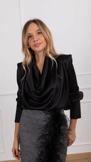 Blusa con scollo ad anello variante nero ViCOLO