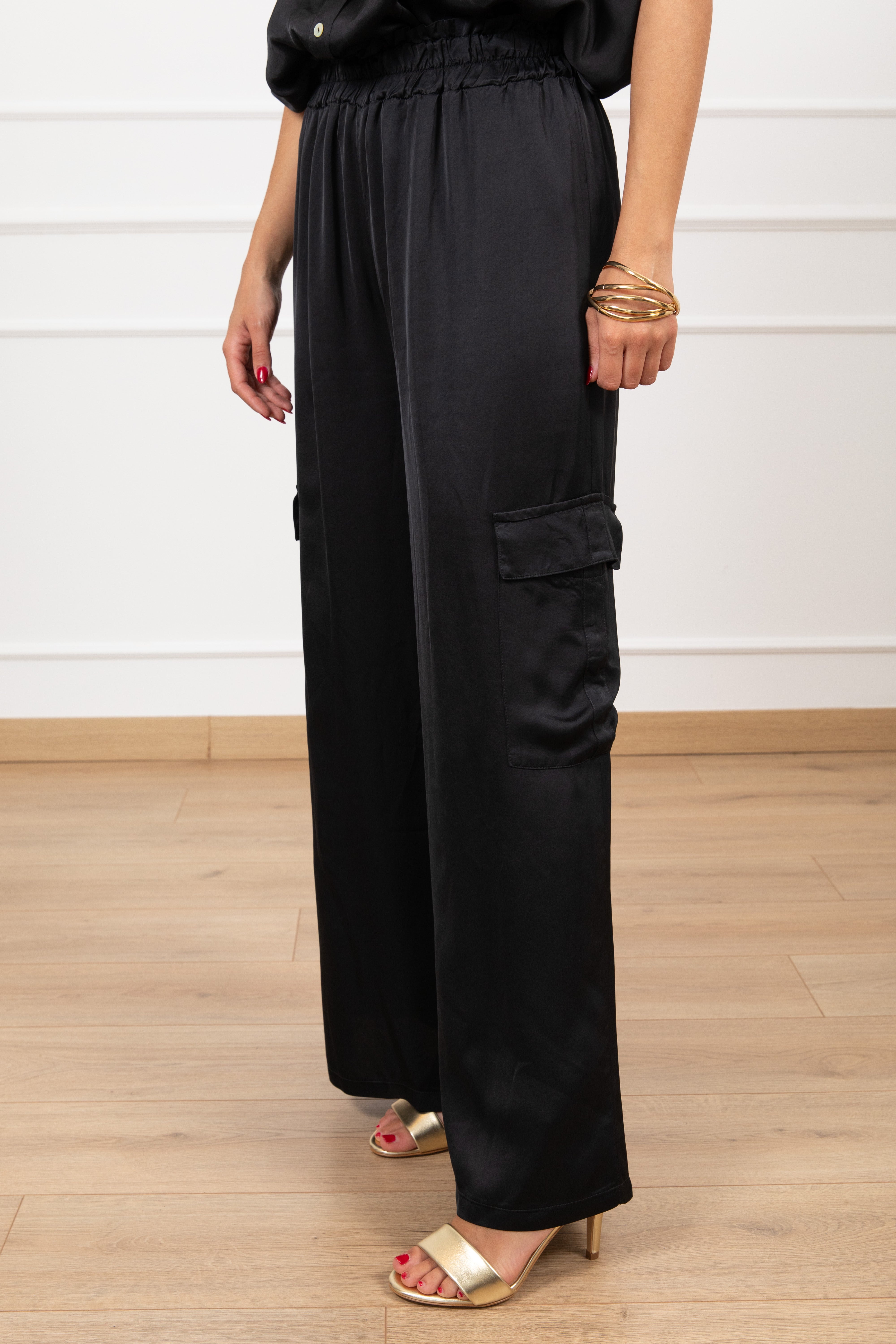 Pantalone cargo in raso con elastico Tensione IN