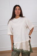 T-shirt con inserto lingerie a contrasto Motel