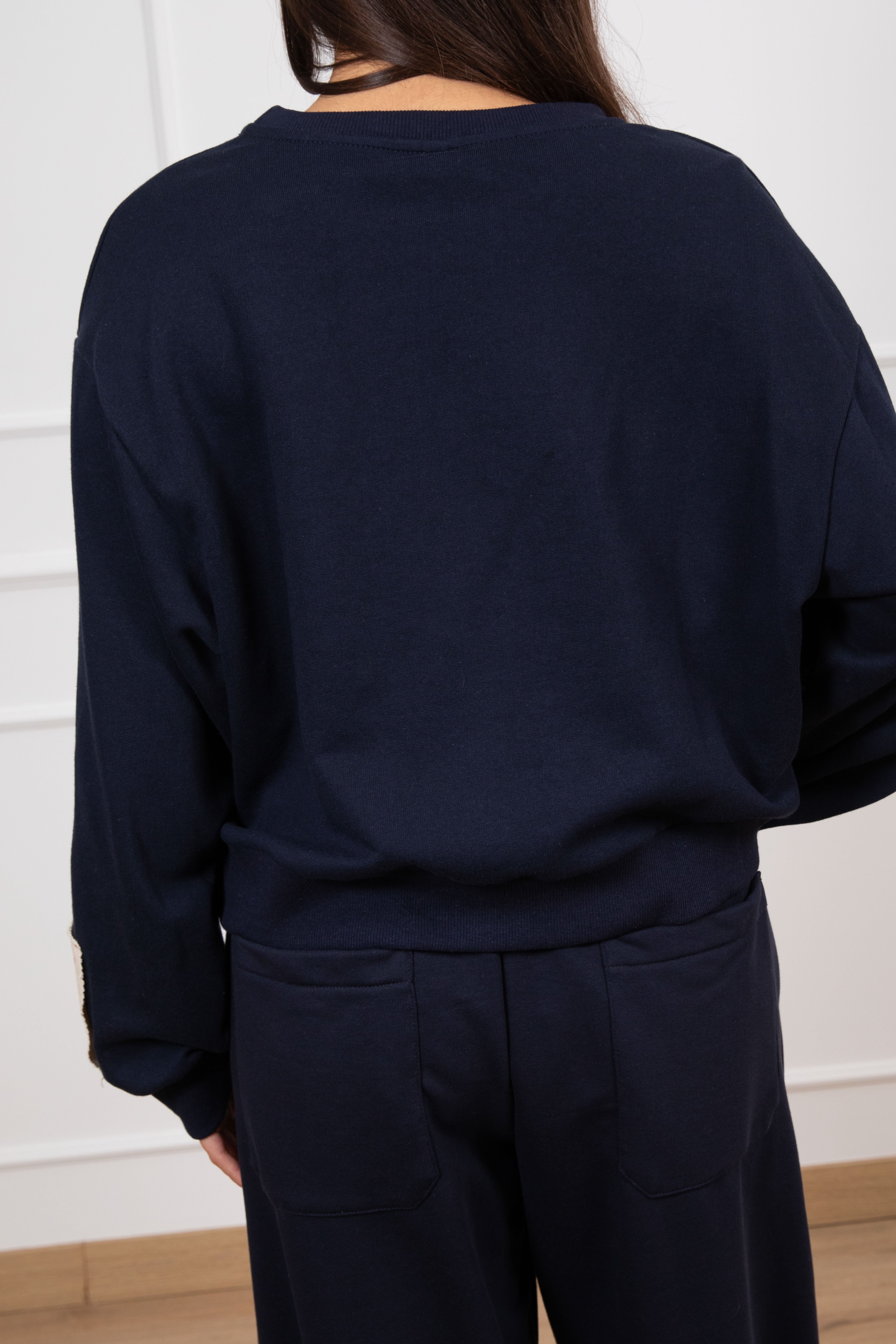 Felpa con patch ricamato Tensione IN