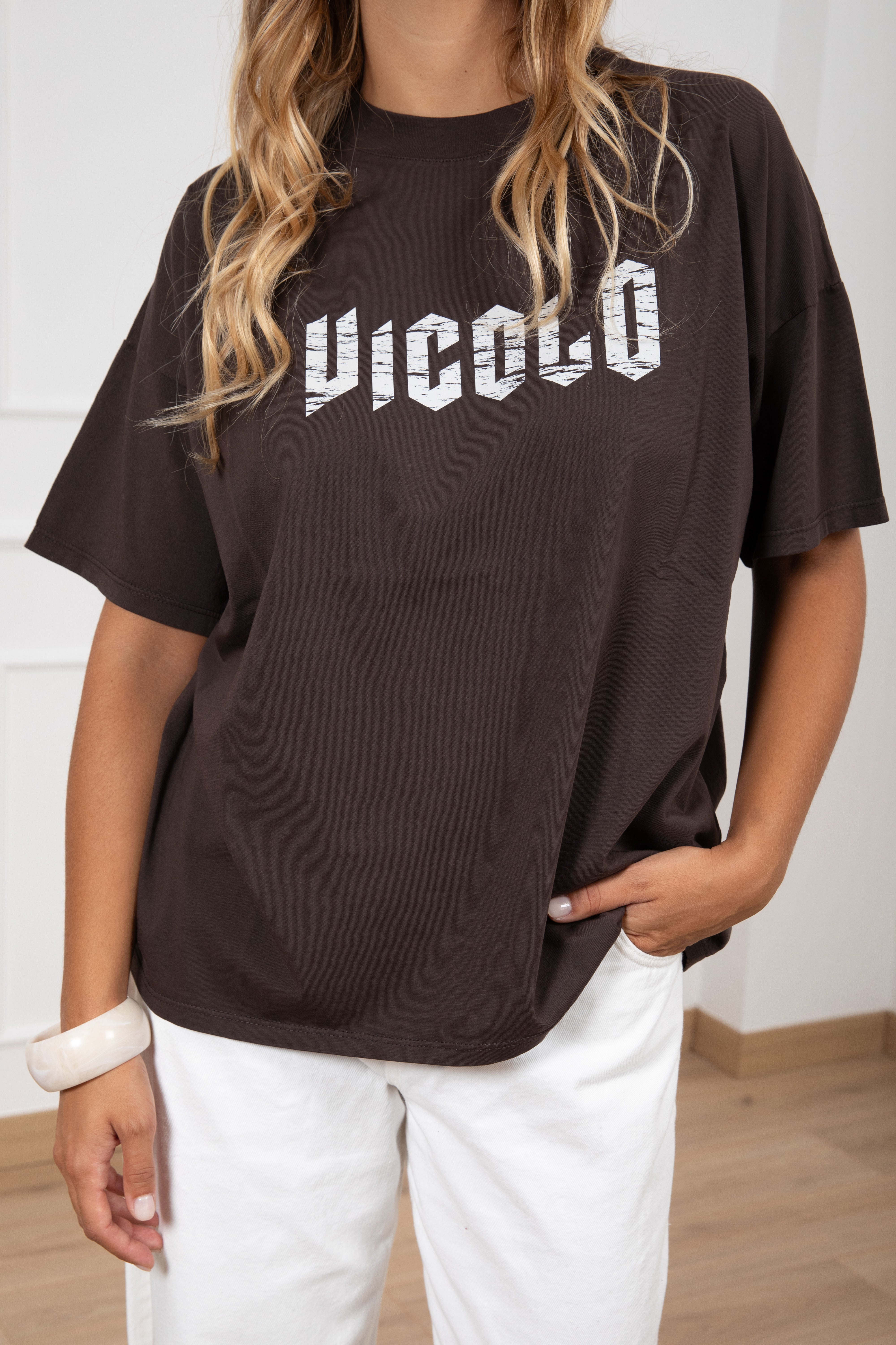 T-shirt over-size logo graffiato ViCOLO